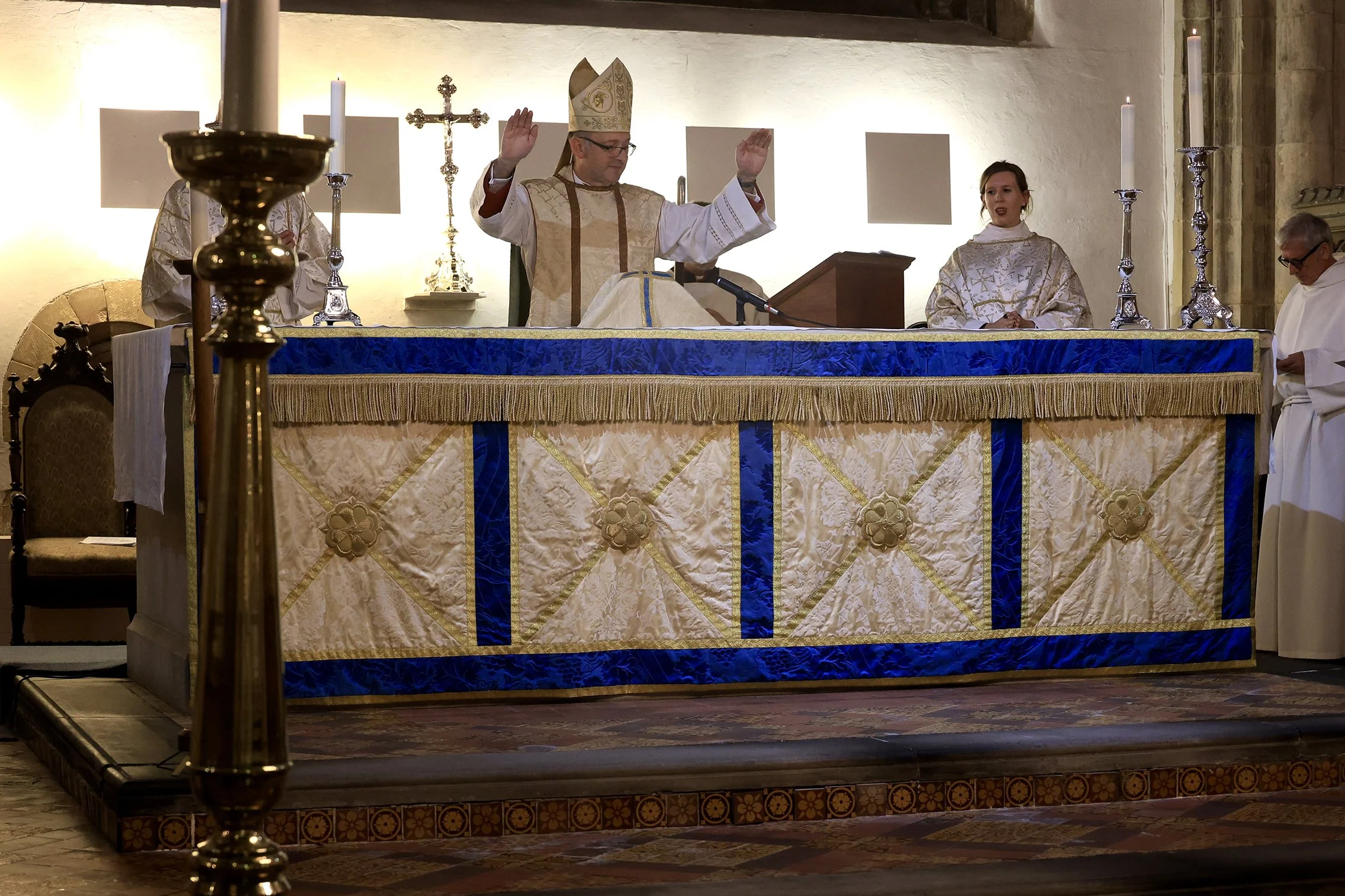 Michael's Ordination  4F2A0421.jpg