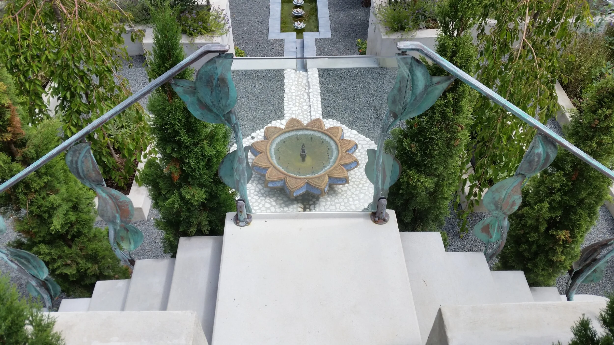 Coatesville leaf handrail