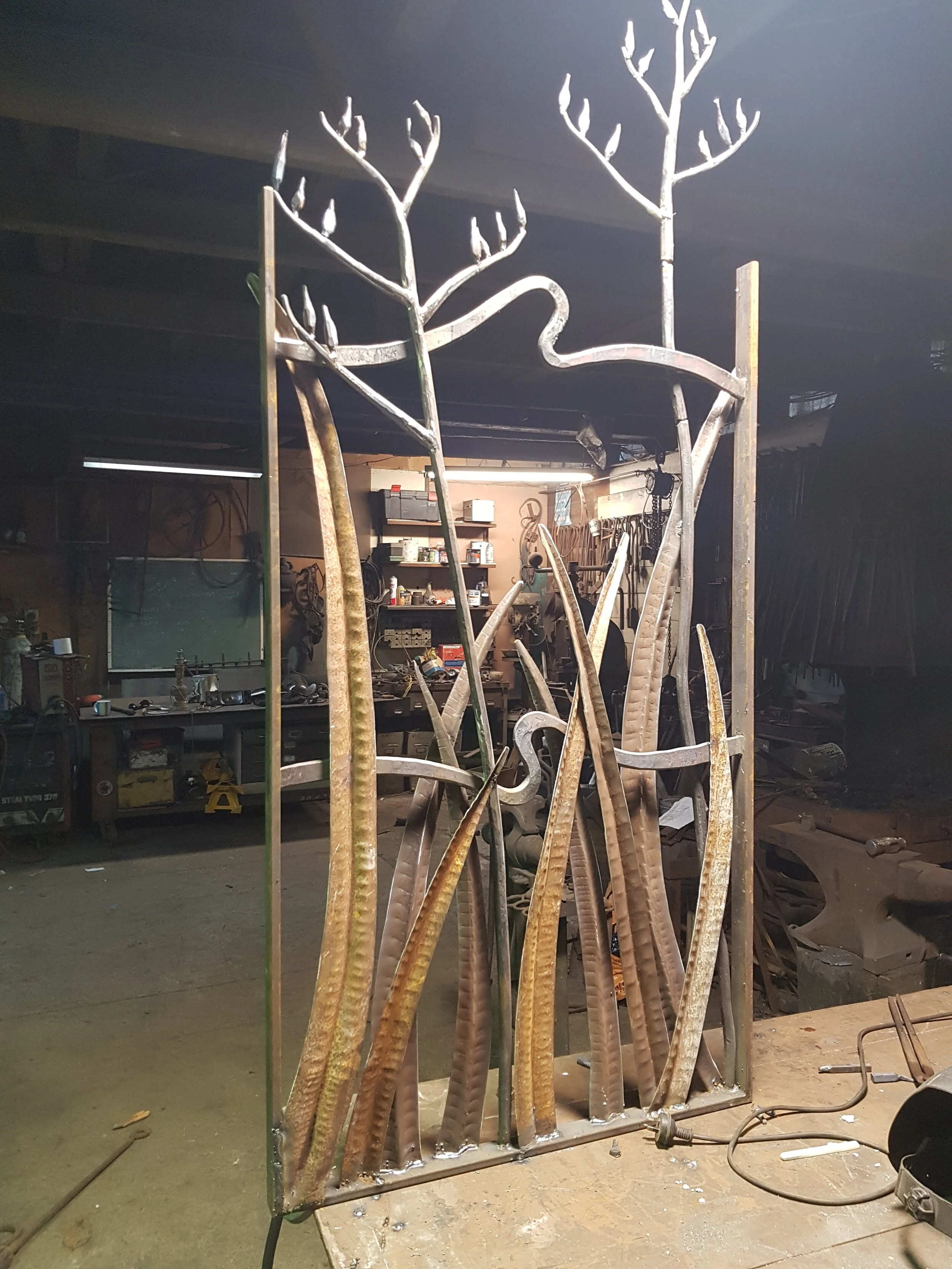 Flax and Tui Gate, Coromandal