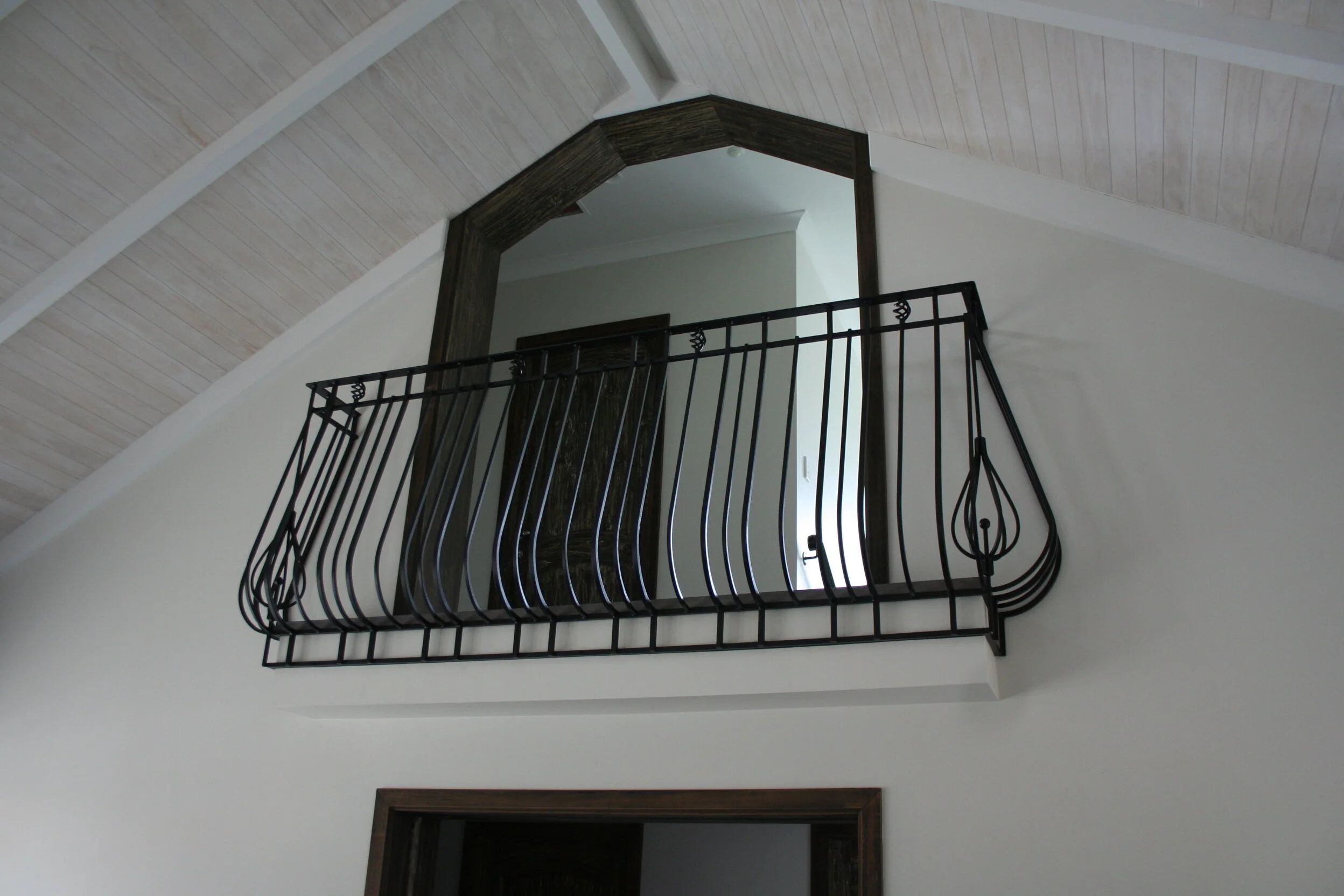 Okura internal balcony