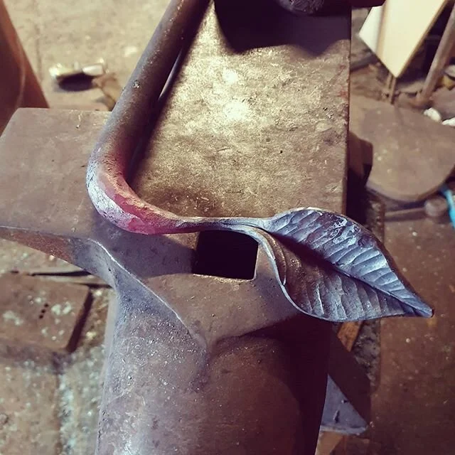Forged leaf for the handle of a gate drop bolt. #forging #blacksmith #blacksmithing #wroughtiron #newzealandblacksmith #nzblacksmith #nzmade #artistblacksmith #nzartist