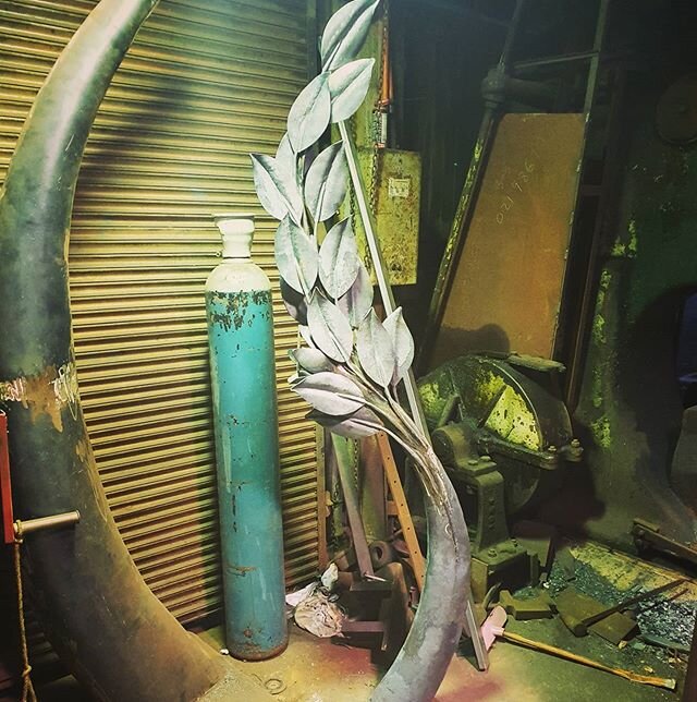 Another little job taking shape this week. This is a sculptural key pad holder, the key pad will sit inside a flower greeting people when they approach the gate. #creativeclients #keypad #gate #sculpture #sculptural #functionalart #blacksmithing #fab