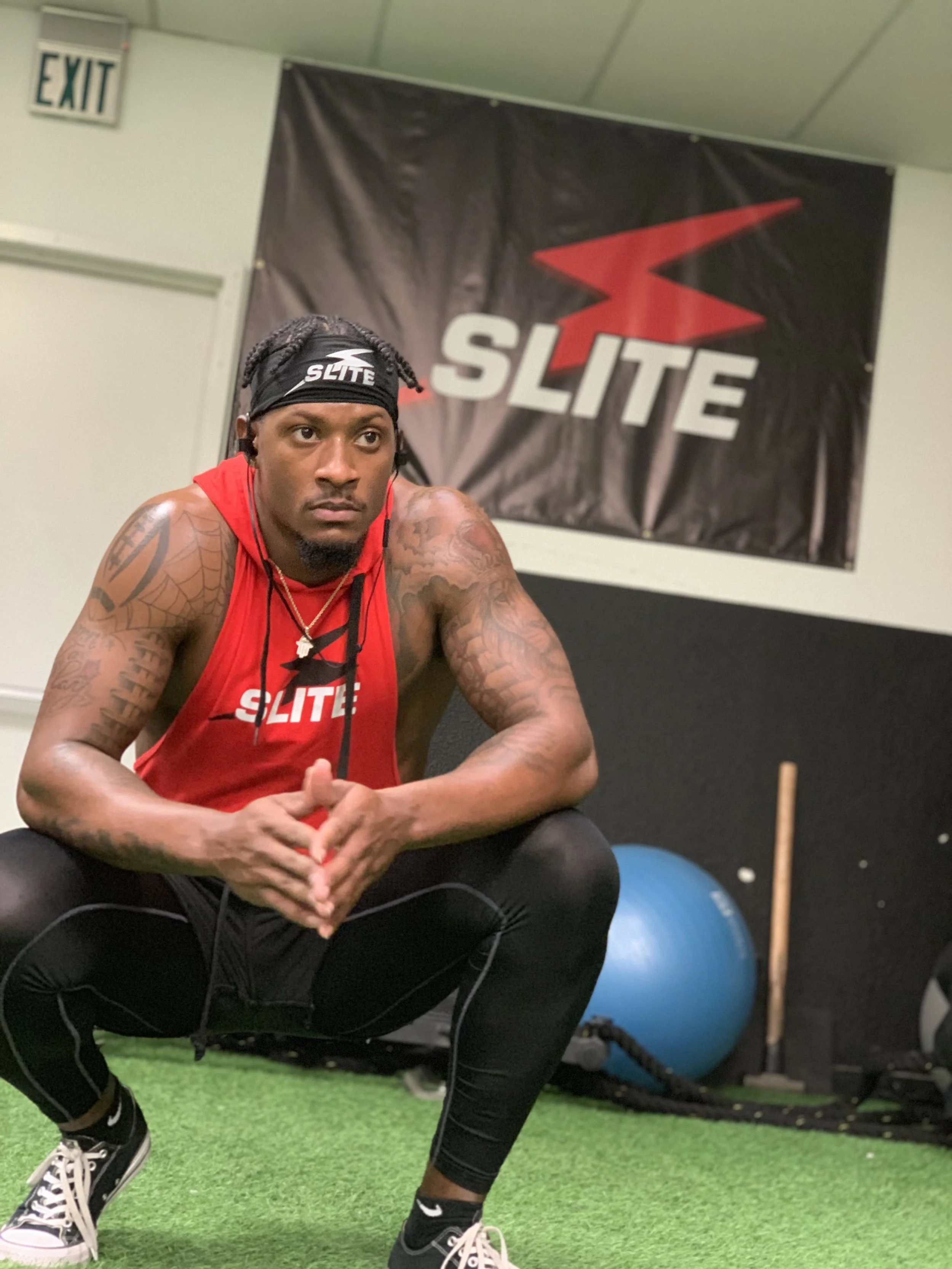 6AFBC9B2-5EFD-41F4-932F-4024E75B7686