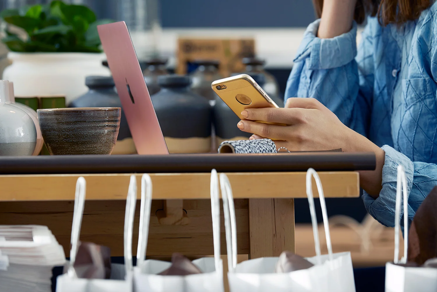 Borgun_Borgun1833_01 copy.jpg