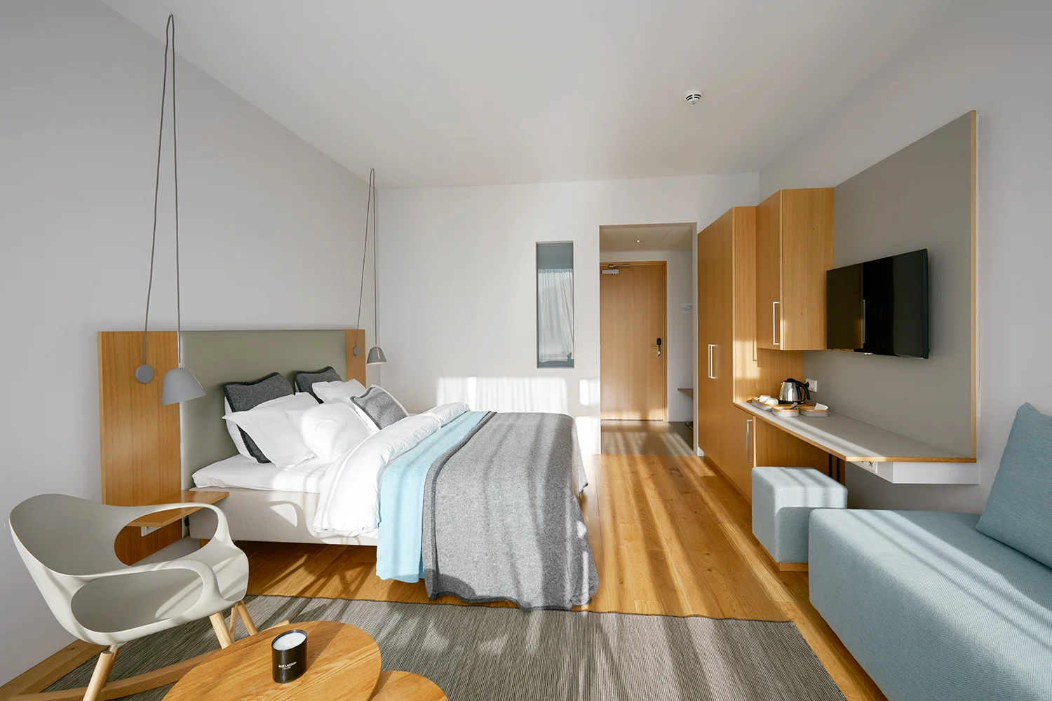 Blue_Lagoon__RI_7659 copy.jpg