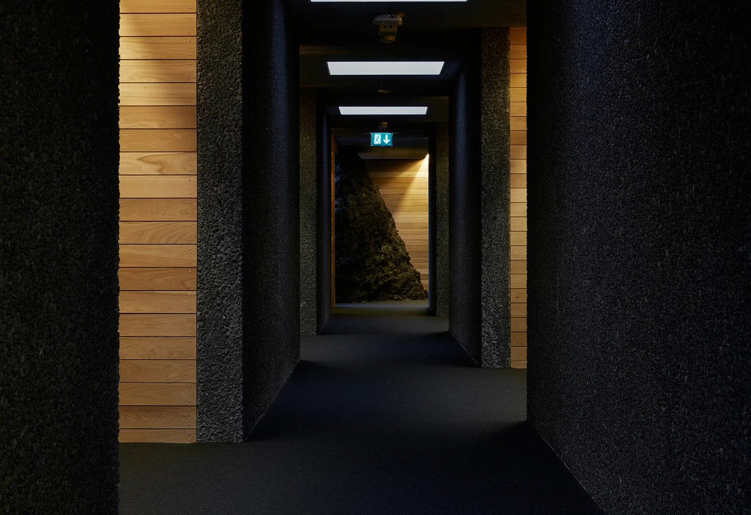 Blue_Lagoon__RI_8522 copy.jpg