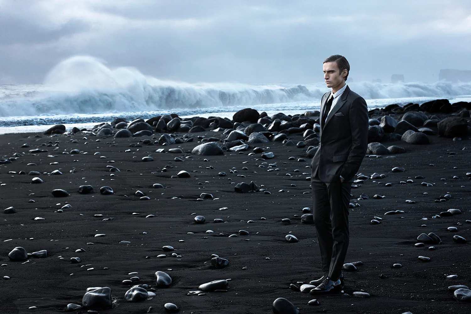 Sharp Magazine_54K0998BC copy.jpg