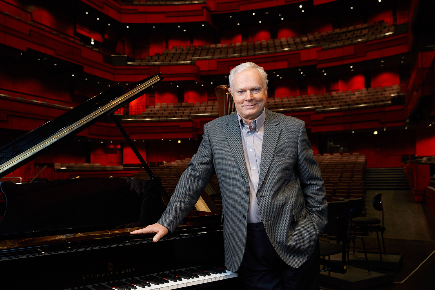 Yan_Pascal_RI_2705_01 copy.jpg