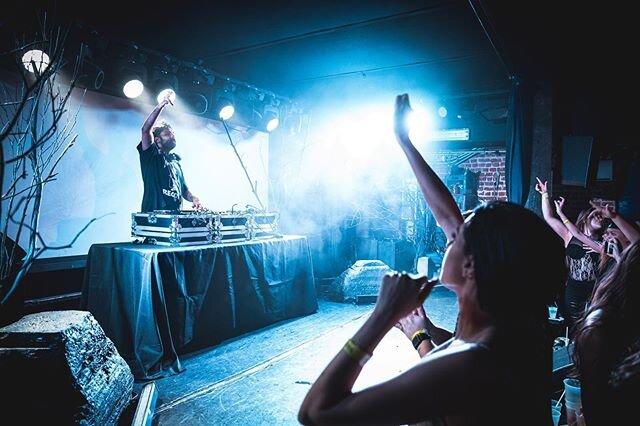 @hexcougarmusic bringing the noise to Mercury Lounge