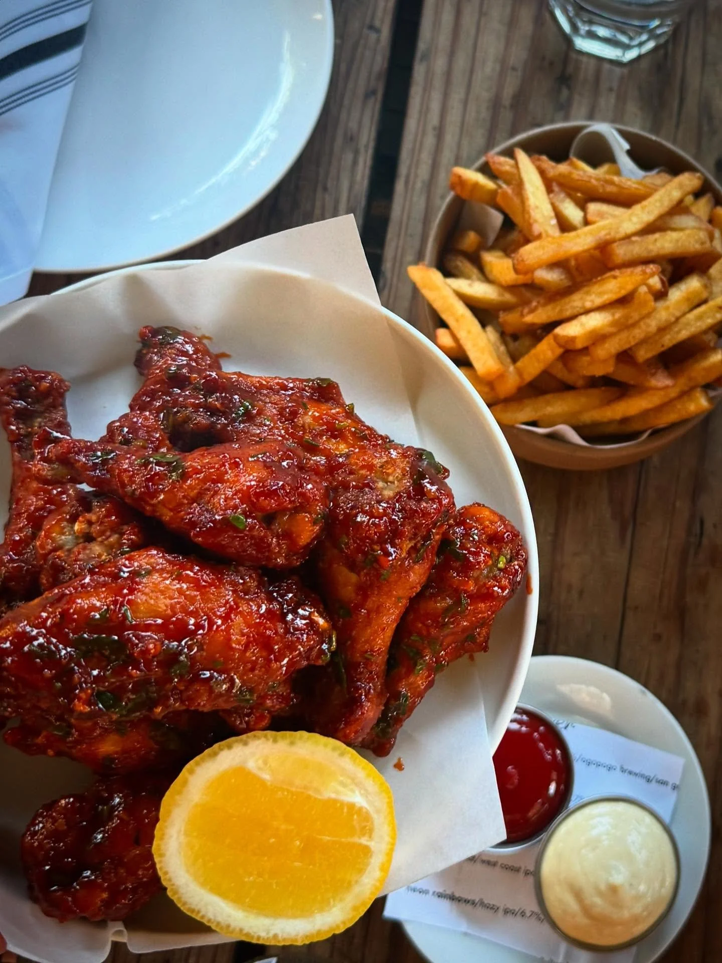 🐟 sauce 🐓 wings + 🐄 tallow french🥔
&bull;
That was just as fun typing out as it was reading! 
&bull;
&bull;
&bull;
&bull;
&bull;
&bull;
&bull;
&bull;
✔️the pizza party starts at 
4pm M-Th
3pm Fri
12pm Lunch Sat &amp; Sun 
✔️Reservations via Yelp.
