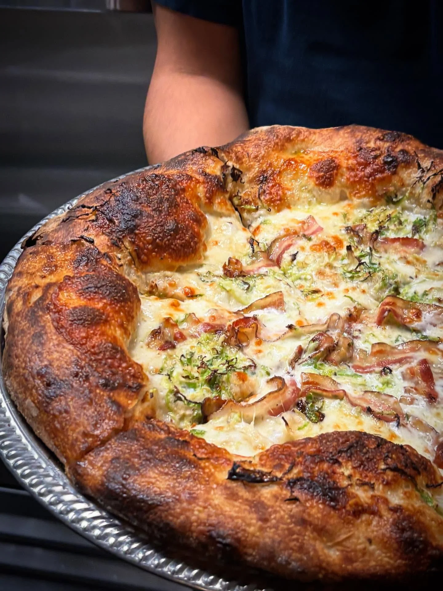 🔔 PANCETTA 🔔 
mendoza farms brussel sprouts &bull; rosemary &bull; a big crust&bull; provolone &bull; pecorino &bull; extra virgin olive
&bull;
Now on the menu 🌕
&bull;
&bull;
&bull;
&bull;
&bull;
&bull;
✔️the pizza party starts at 
4pm M-Th
3pm F