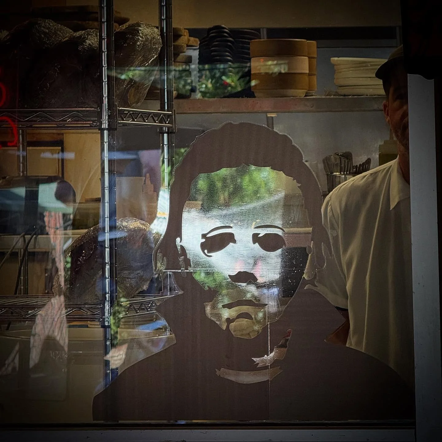 🦇 OPEN HALLOWEEN 🦇 
🩸 Make your reservations via yelp.com
🧟&zwj;♀️ Walk ins always available
🕷️ Doors open at 3pm Friday