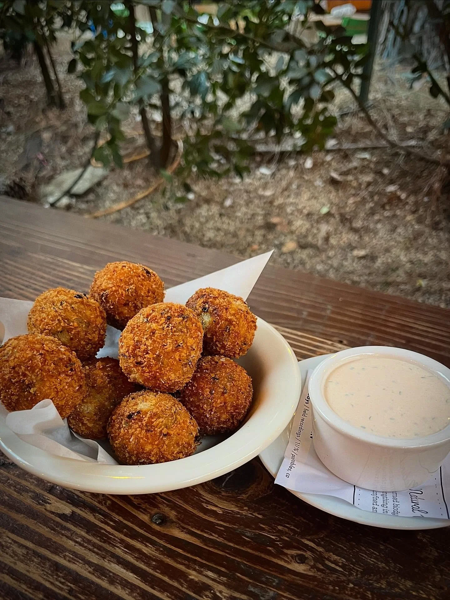 🔔 ARANCINI 🔔
spinach &amp; artichoke &bull; chive crema &bull; olive oil
New Snack Attack
&bull;
On the menu tonight 🌙