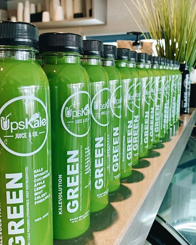 Freshly pressed! 💚🥤🌱 😎#upskale #juicebar #livetheupskalelife #green #coldpressedjuice