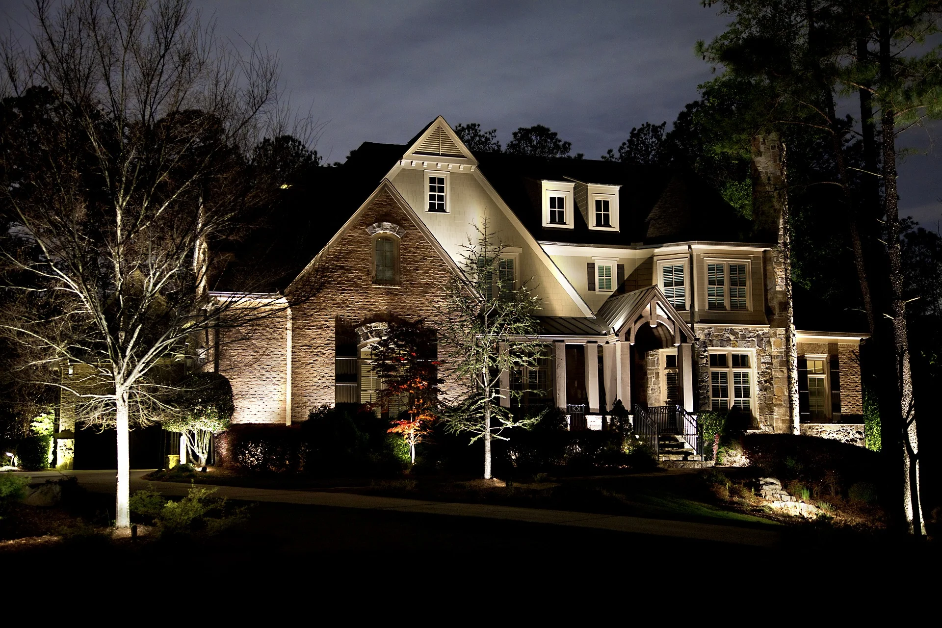 Landscape lighting.jpg