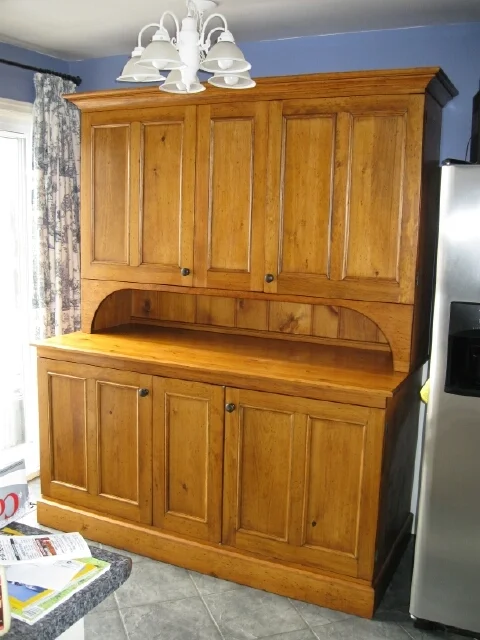 CUSTOM WASHER AND DRYER CUPBOARD