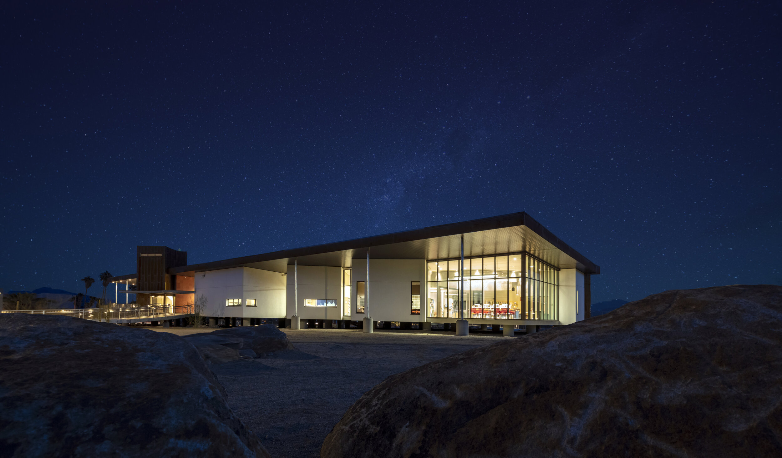 Borrego Springs Library, Sheriff's Office &amp; Park