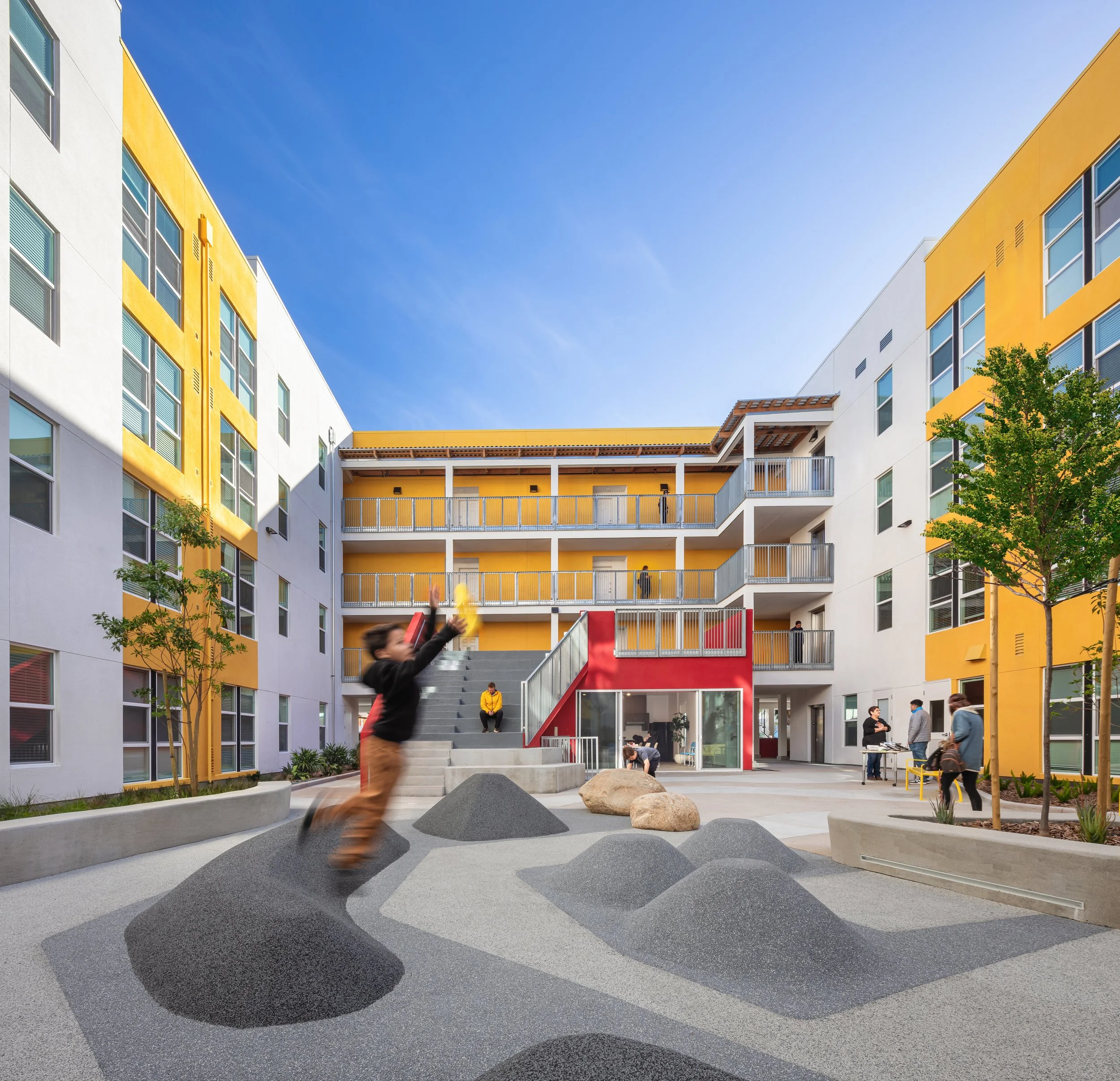 smStudio E Architects_Iris at San Ysidro_Multifamily Image 3.jpeg