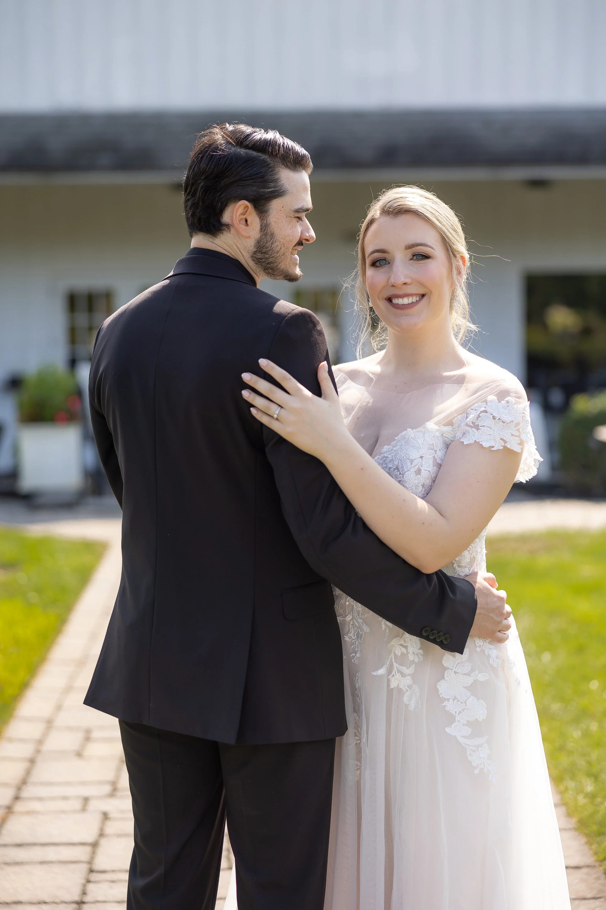 9.11.21_Tara&Chris_L-60.jpg