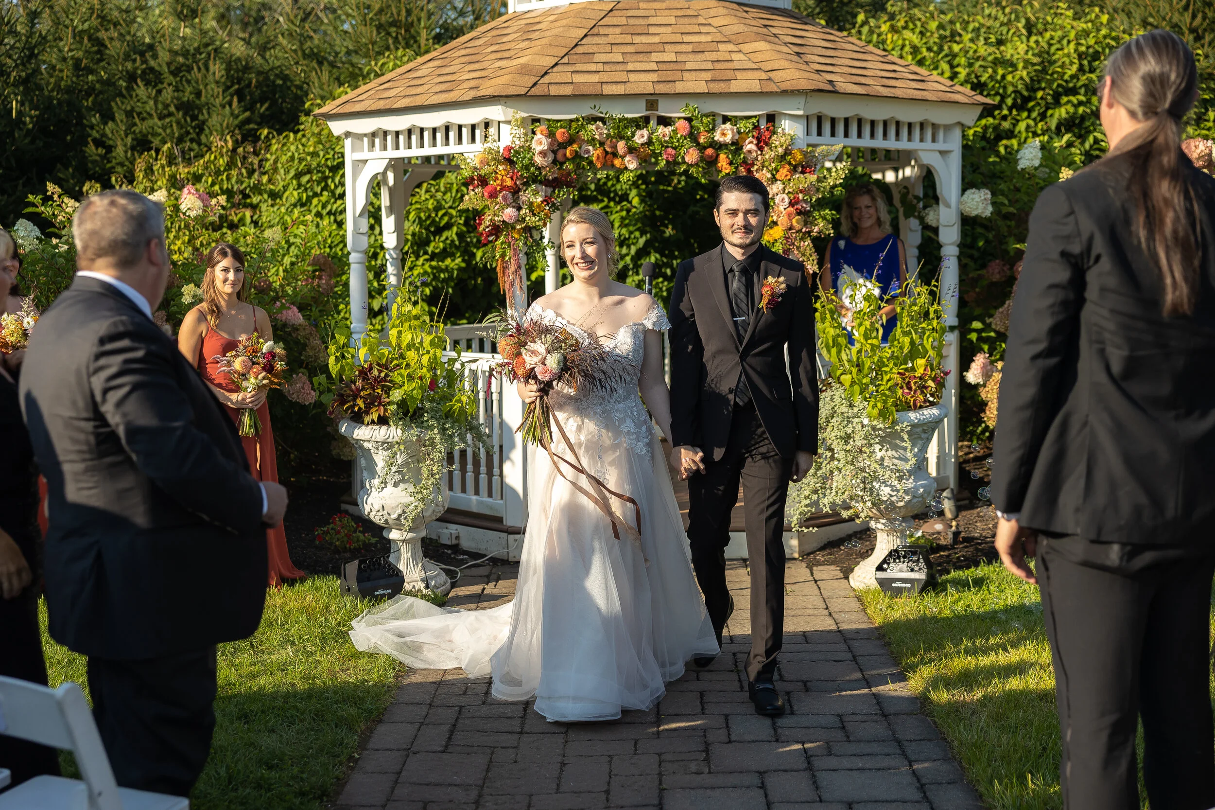 9.11.21_Tara&Chris_L-103.jpg