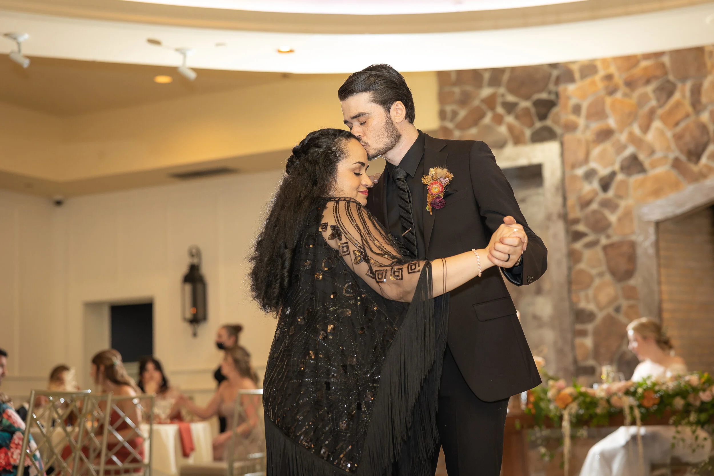9.11.21_Tara&Chris_L-125.jpg