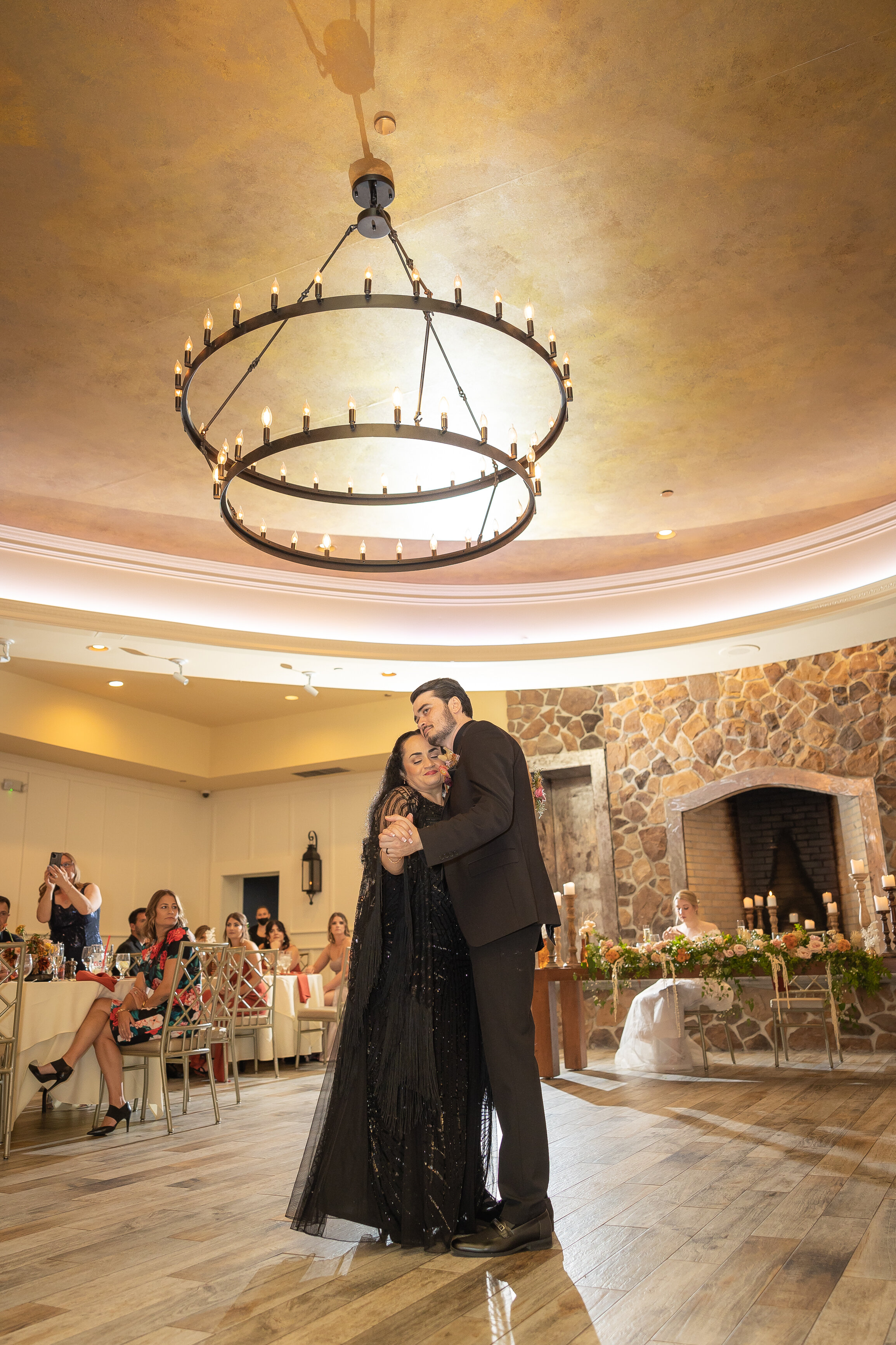 9.11.21_Tara&Chris_L-126.jpg