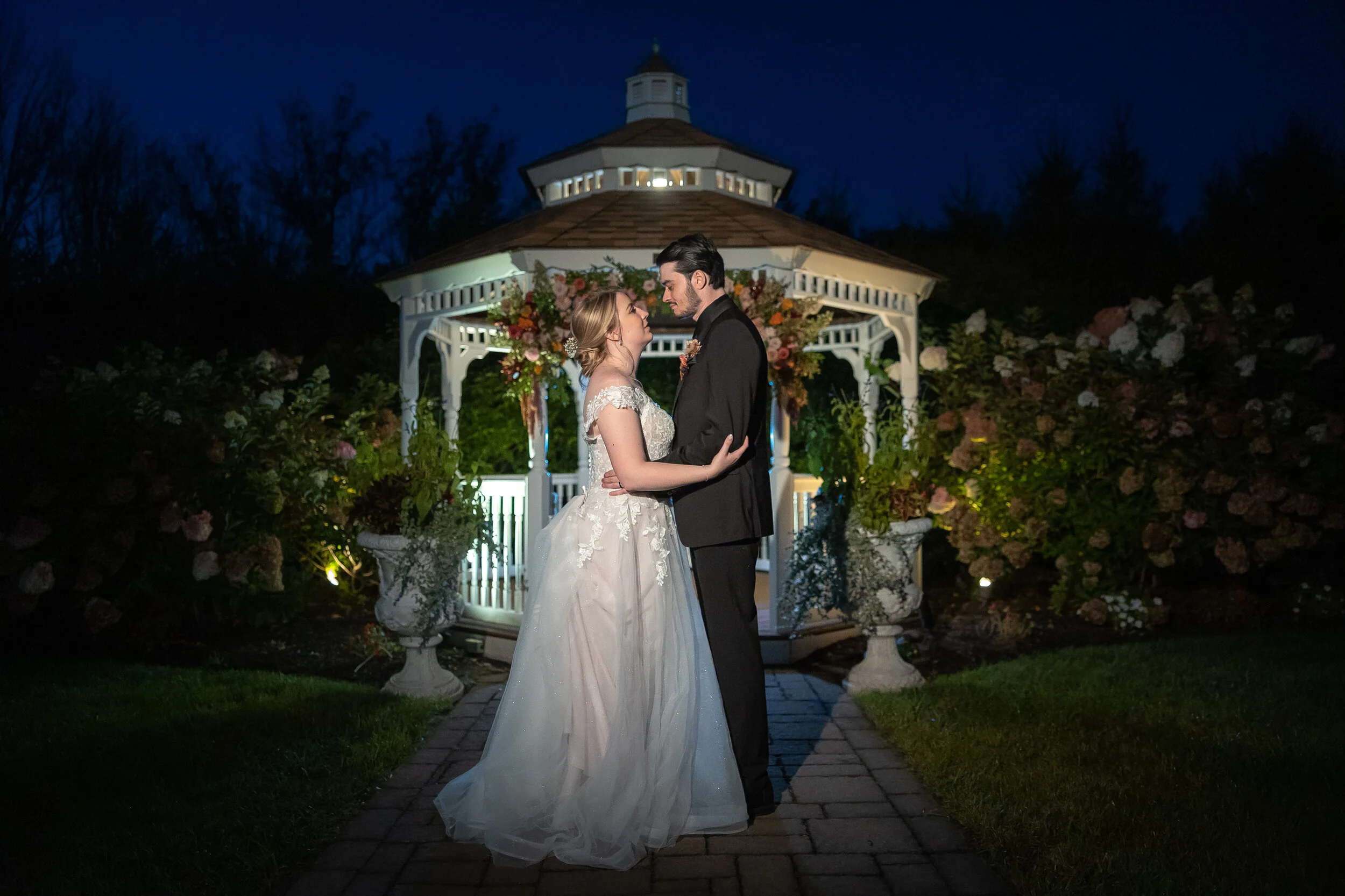 9.11.21_Tara&Chris_L-142.jpg