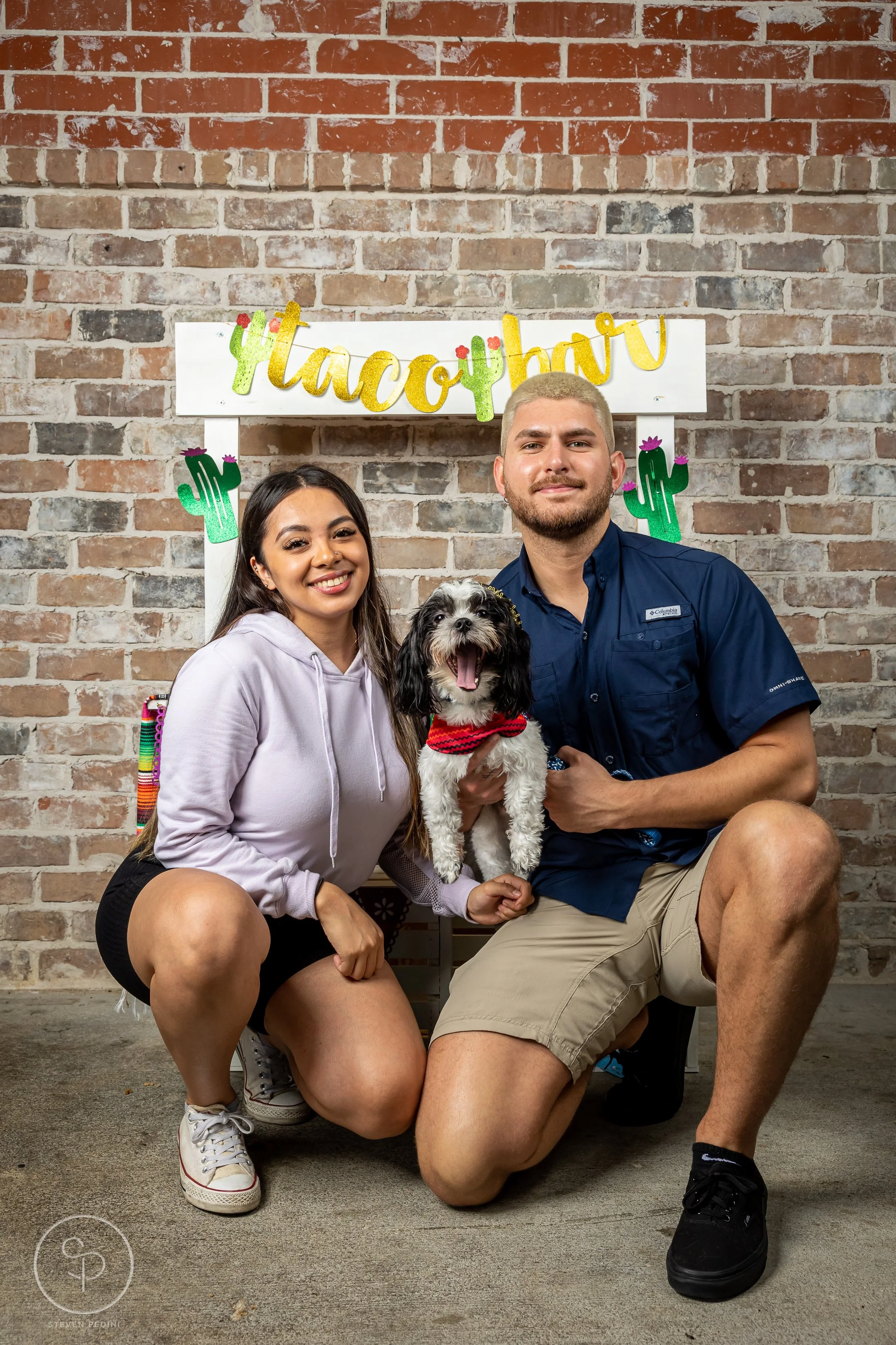 StevenPediniPhotography-CincoDeDoggo-2023-Houston-Texas-BayouHeightsBiergarten-34.jpg