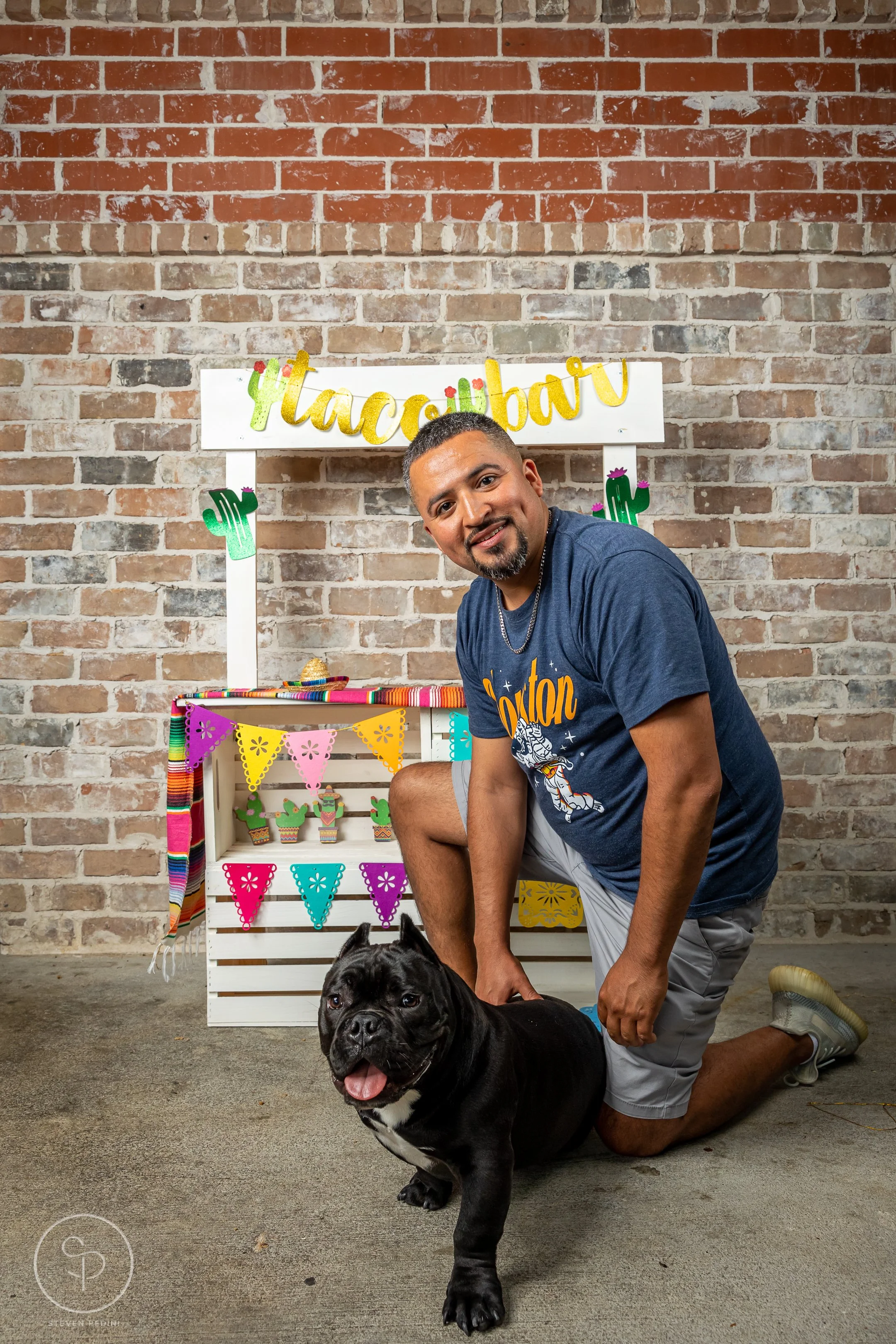 StevenPediniPhotography-CincoDeDoggo-2023-Houston-Texas-BayouHeightsBiergarten-59.jpg