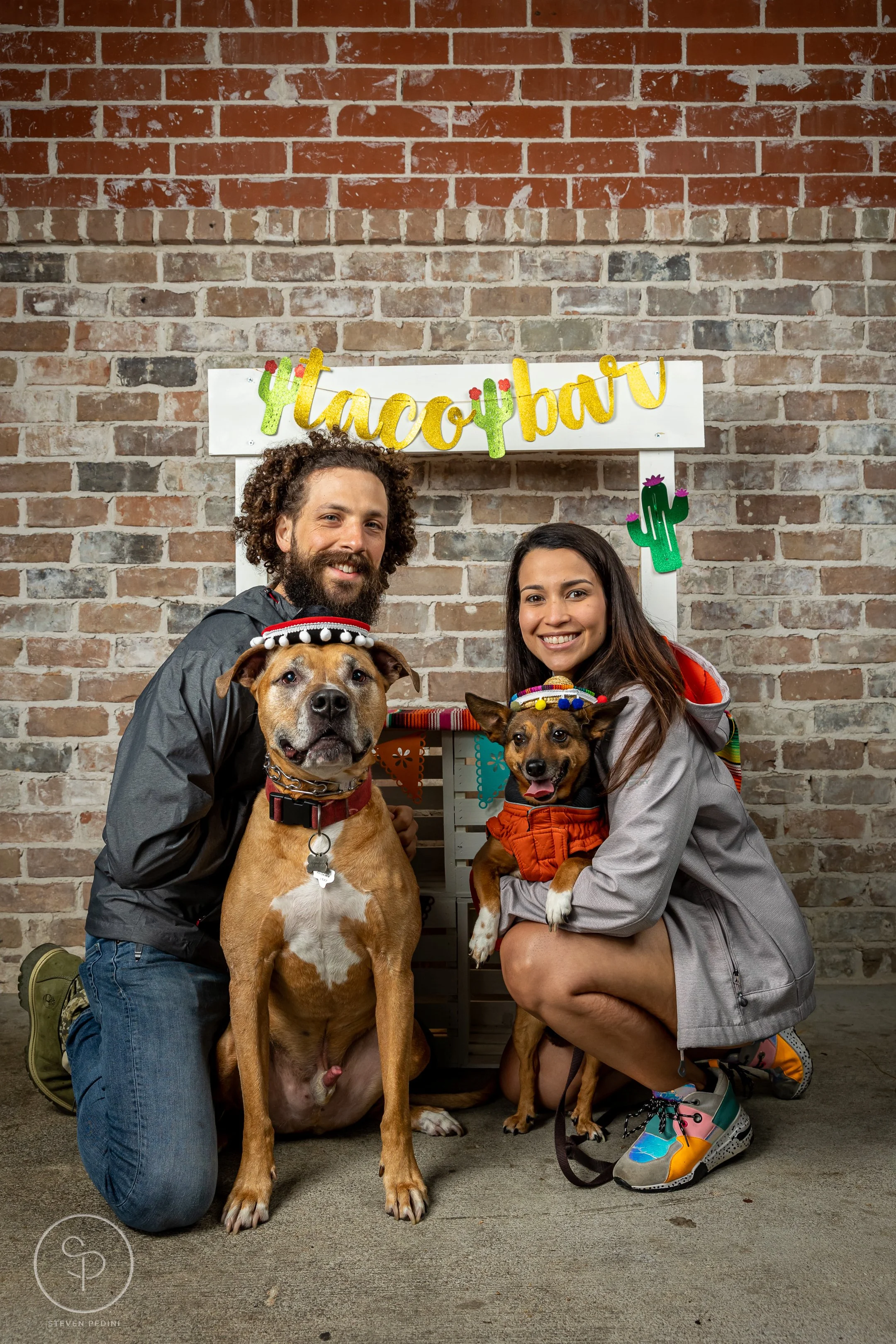 StevenPediniPhotography-CincoDeDoggo-2023-Houston-Texas-BayouHeightsBiergarten-74.jpg