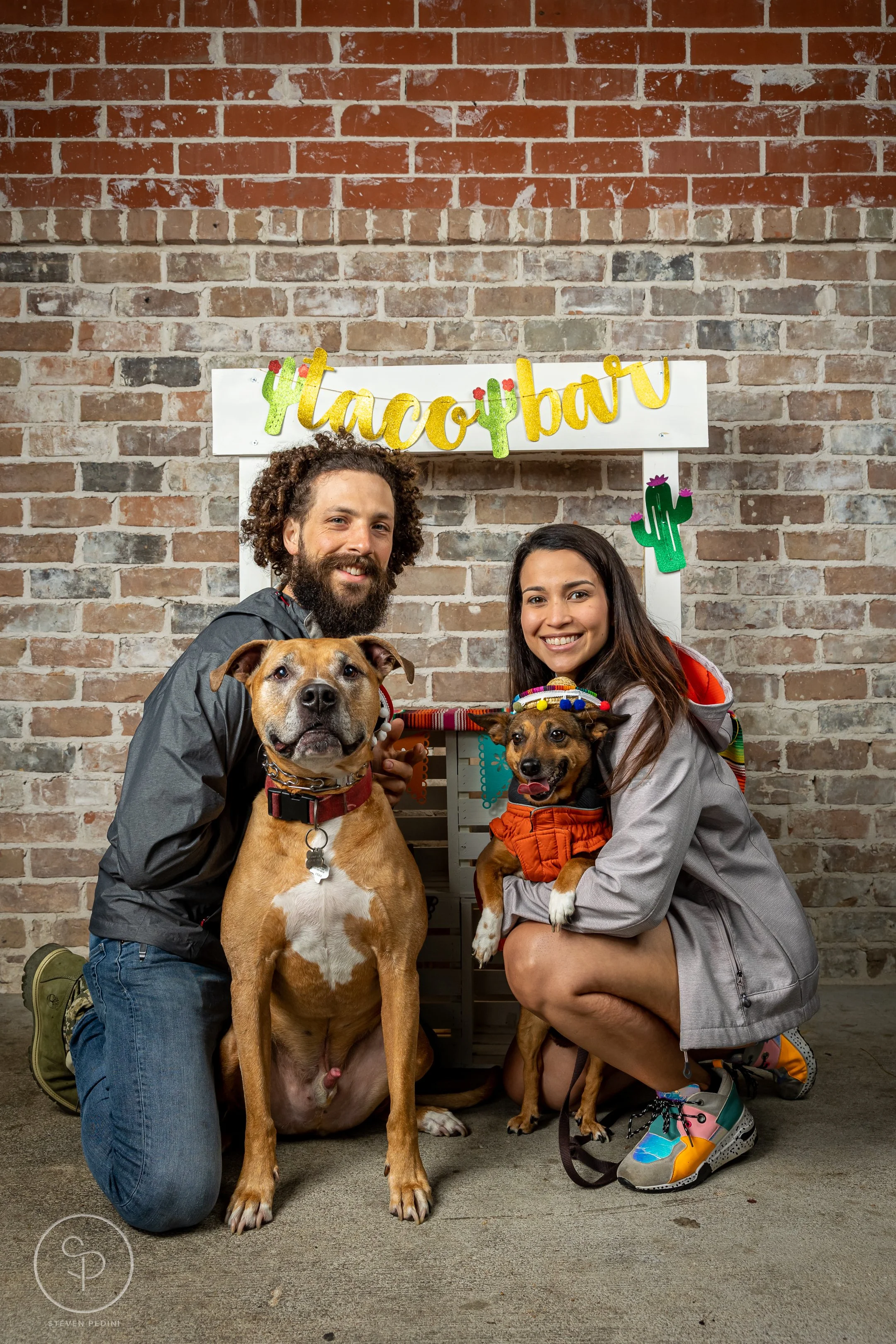 StevenPediniPhotography-CincoDeDoggo-2023-Houston-Texas-BayouHeightsBiergarten-76.jpg