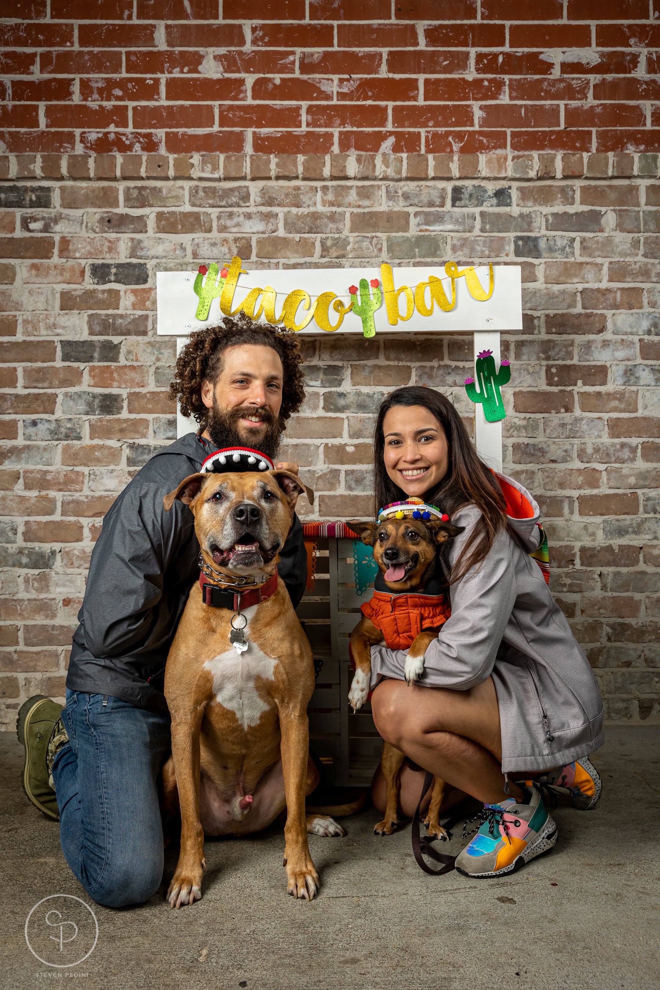 StevenPediniPhotography-CincoDeDoggo-2023-Houston-Texas-BayouHeightsBiergarten-77.jpg