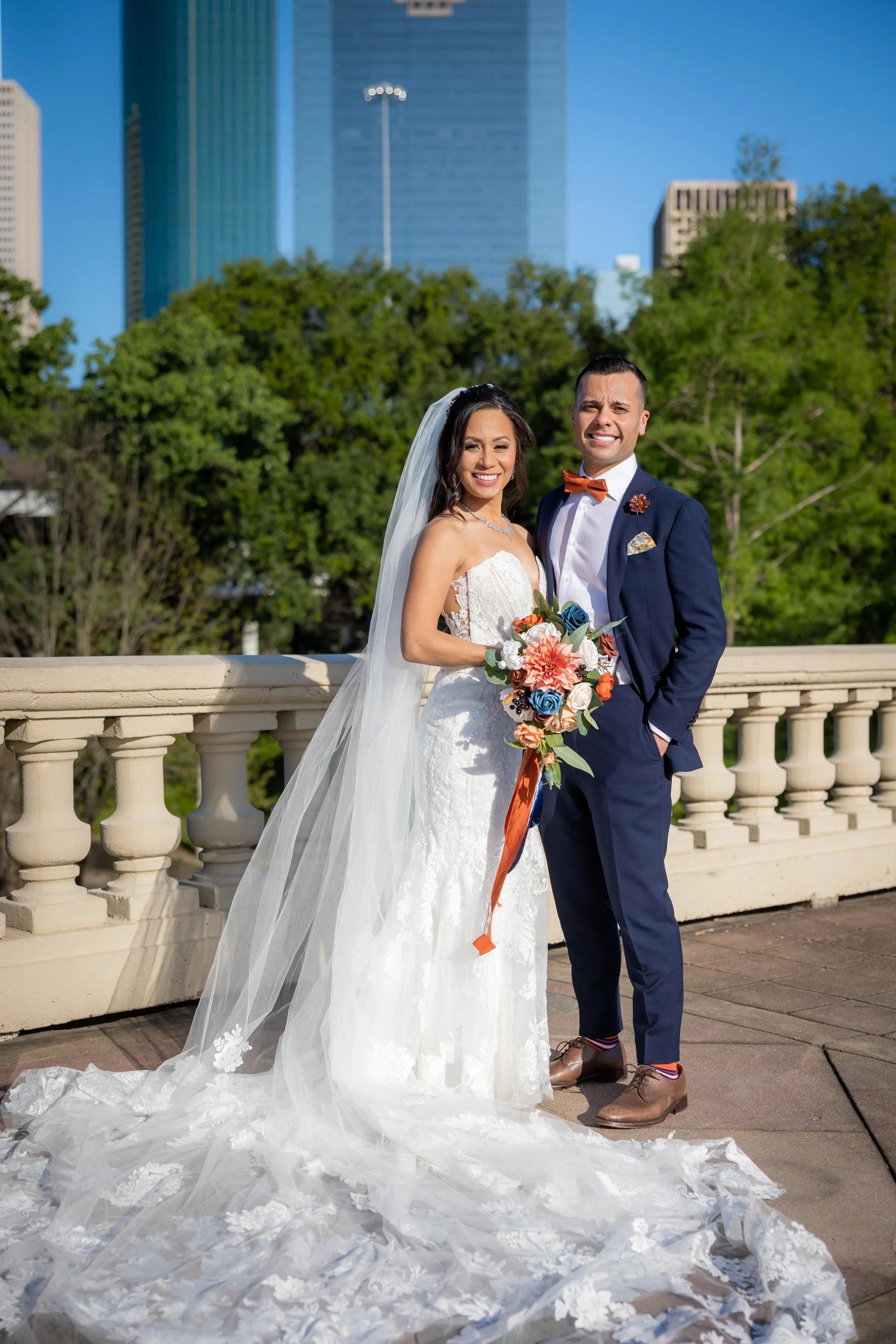 StevenPediniPhotography-Wedding-Photographer-Houston-Texas-TX-SunsetCoffeeBuilding-M&E-04222023-86.jpg