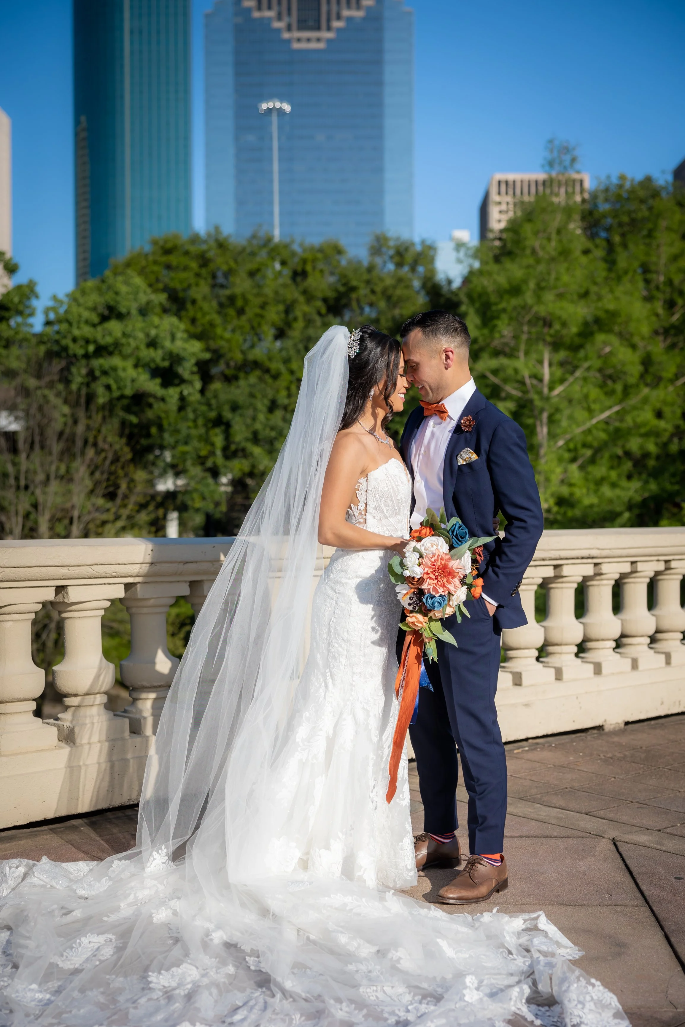 StevenPediniPhotography-Wedding-Photographer-Houston-Texas-TX-SunsetCoffeeBuilding-M&E-04222023-87.jpg