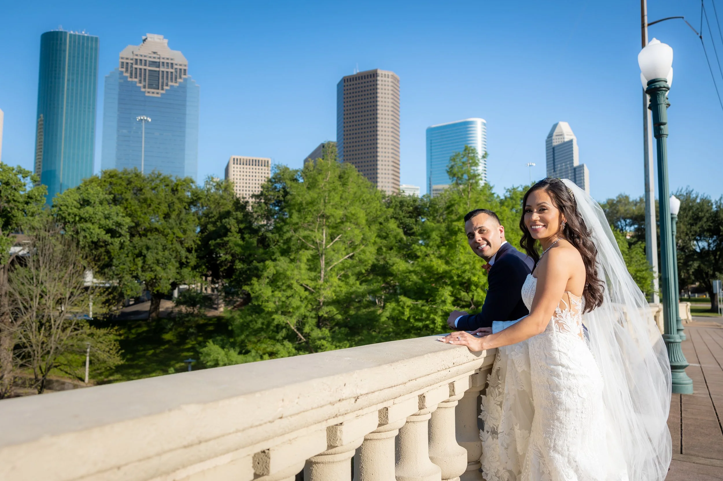 StevenPediniPhotography-Wedding-Photographer-Houston-Texas-TX-SunsetCoffeeBuilding-M&E-04222023-96.jpg
