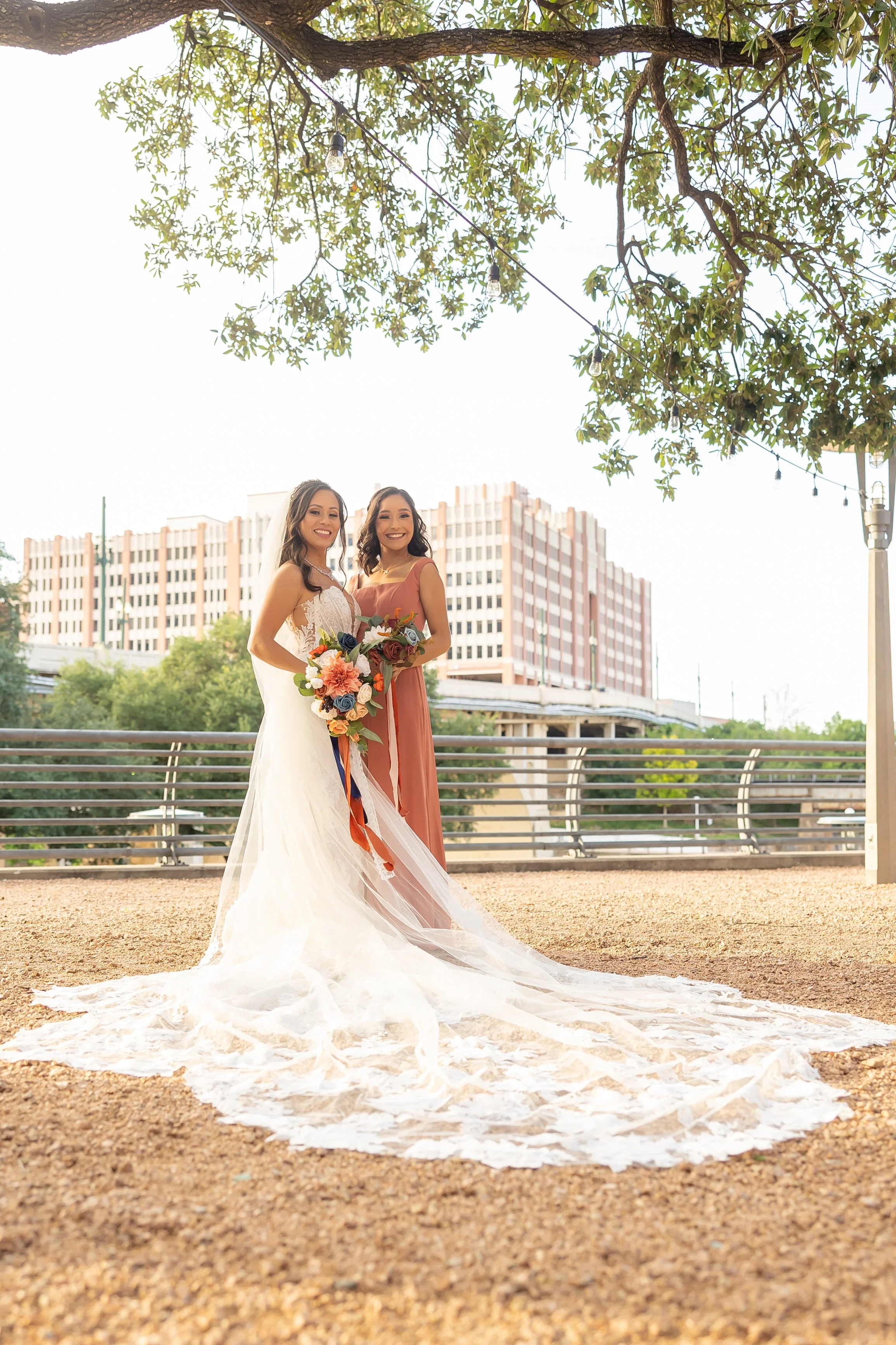 StevenPediniPhotography-Wedding-Photographer-Houston-Texas-TX-SunsetCoffeeBuilding-M&E-04222023-124.jpg