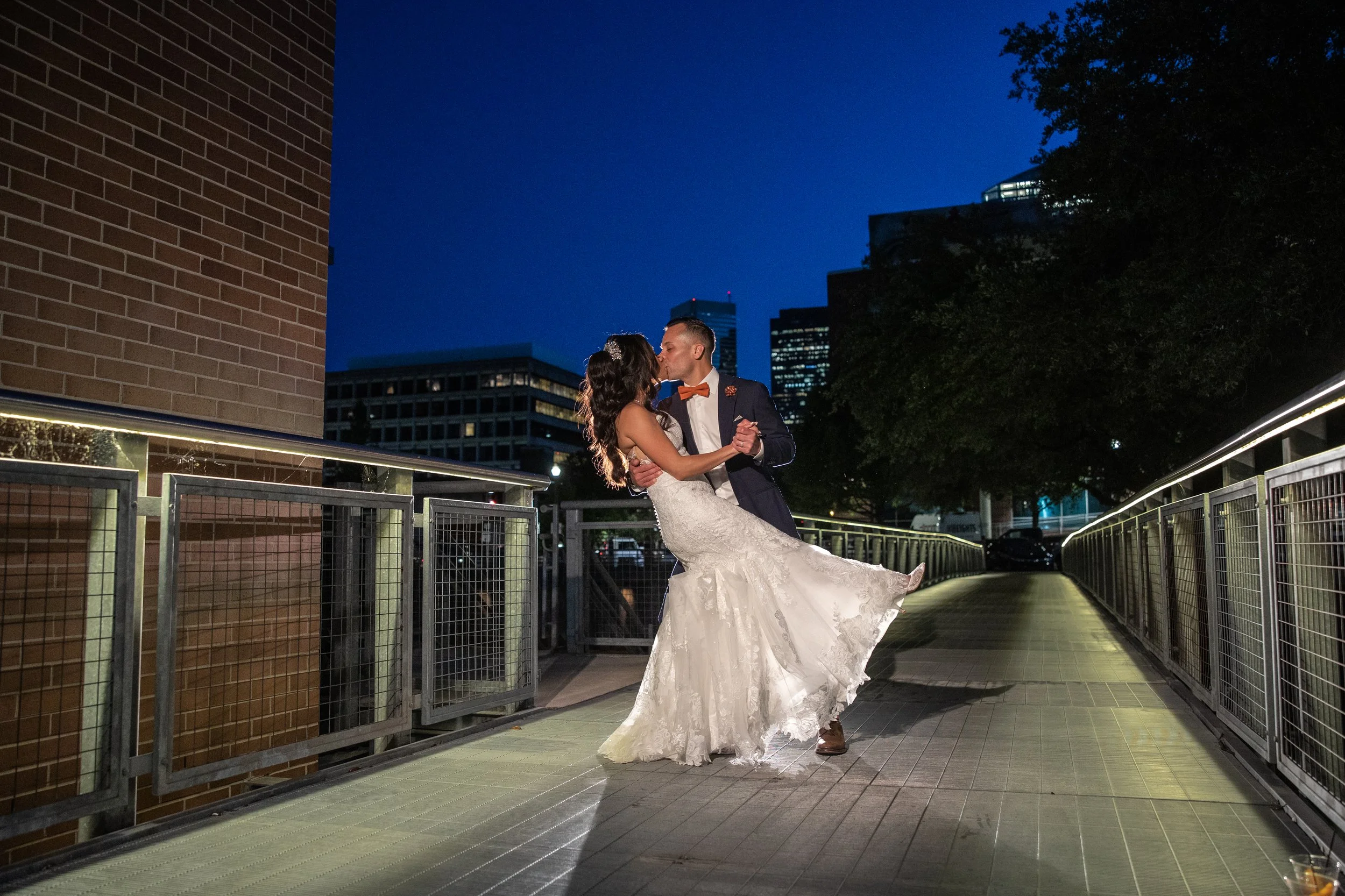 StevenPediniPhotography-Wedding-Photographer-Houston-Texas-TX-SunsetCoffeeBuilding-M&E-04222023-147.jpg