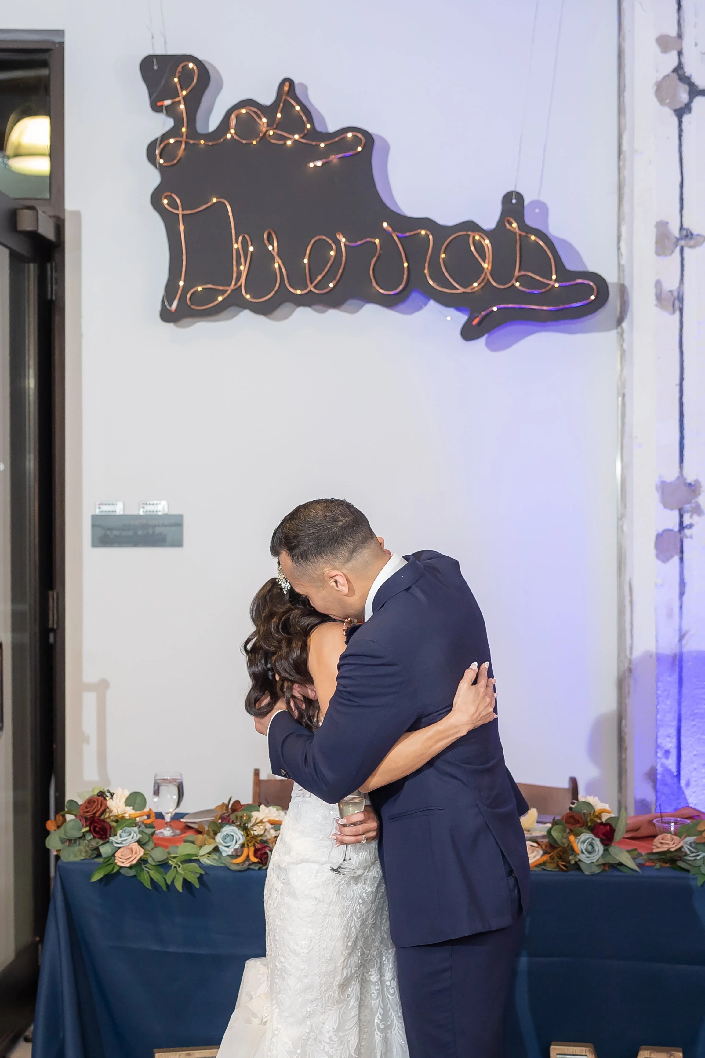 StevenPediniPhotography-Wedding-Photographer-Houston-Texas-TX-SunsetCoffeeBuilding-M&E-04222023-157.jpg