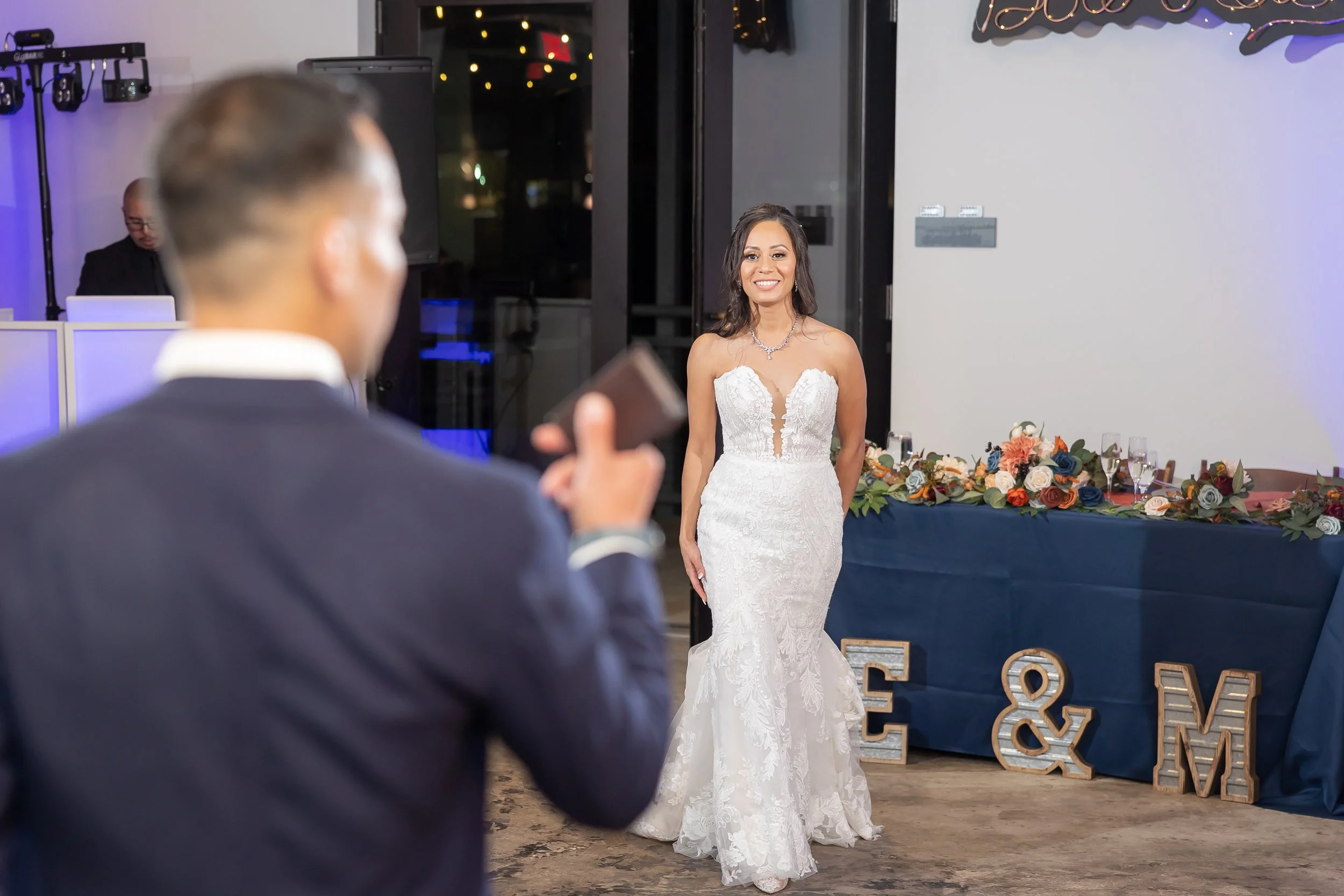 StevenPediniPhotography-Wedding-Photographer-Houston-Texas-TX-SunsetCoffeeBuilding-M&E-04222023-159.jpg