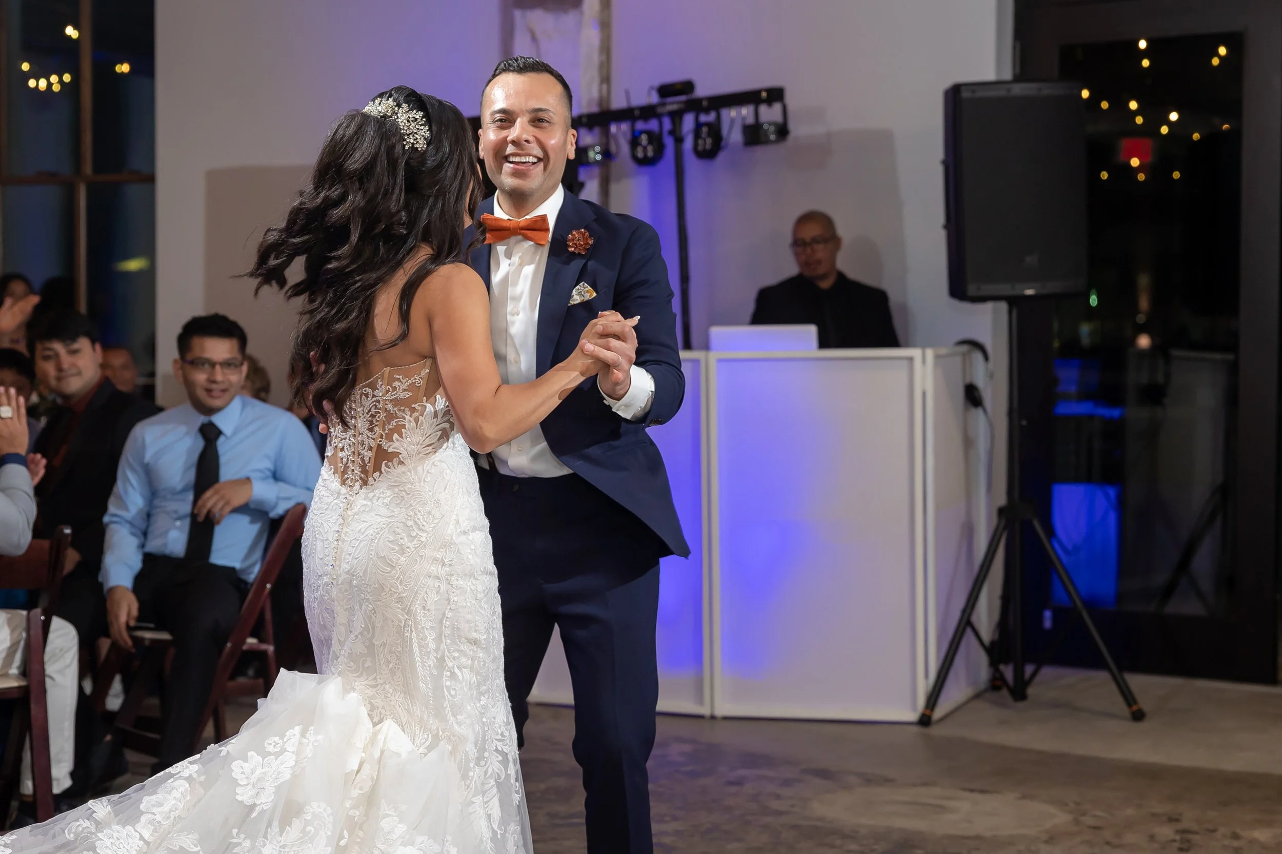StevenPediniPhotography-Wedding-Photographer-Houston-Texas-TX-SunsetCoffeeBuilding-M&E-04222023-162.jpg