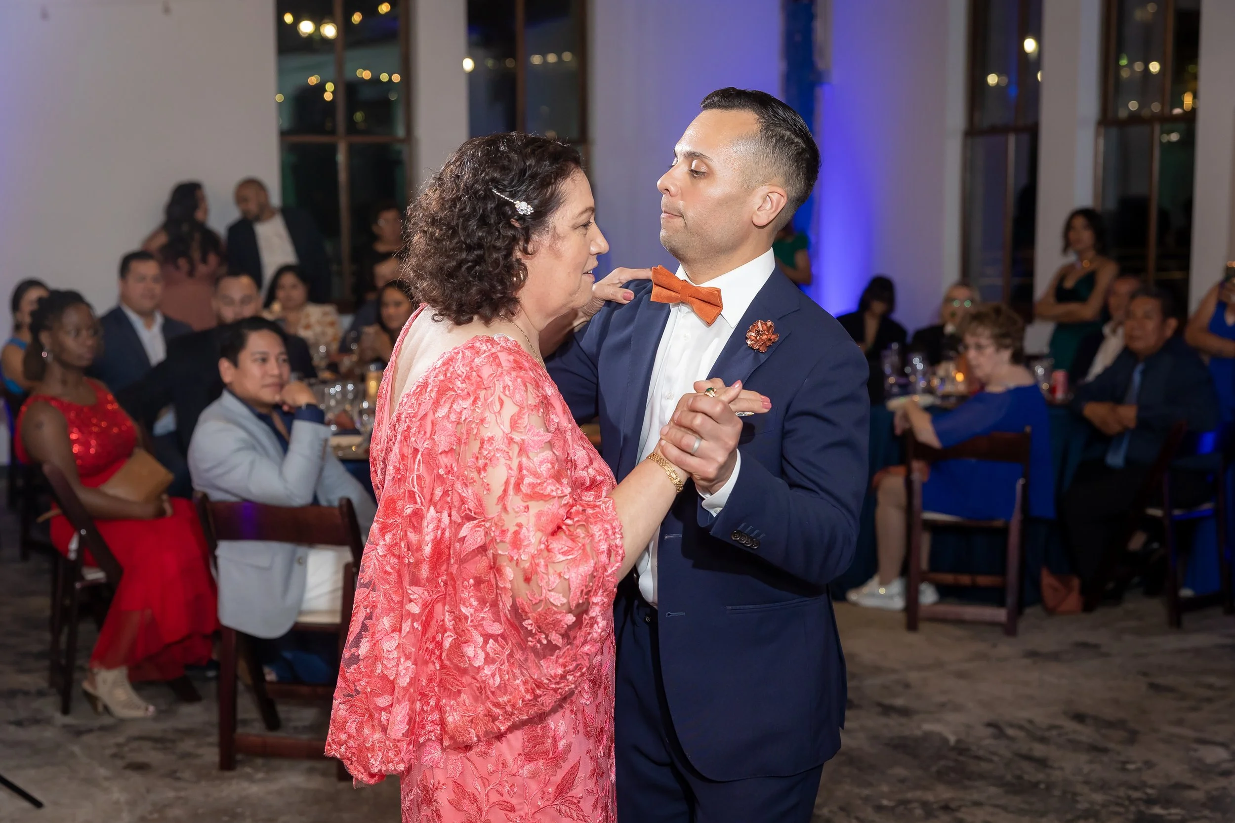 StevenPediniPhotography-Wedding-Photographer-Houston-Texas-TX-SunsetCoffeeBuilding-M&E-04222023-176.jpg