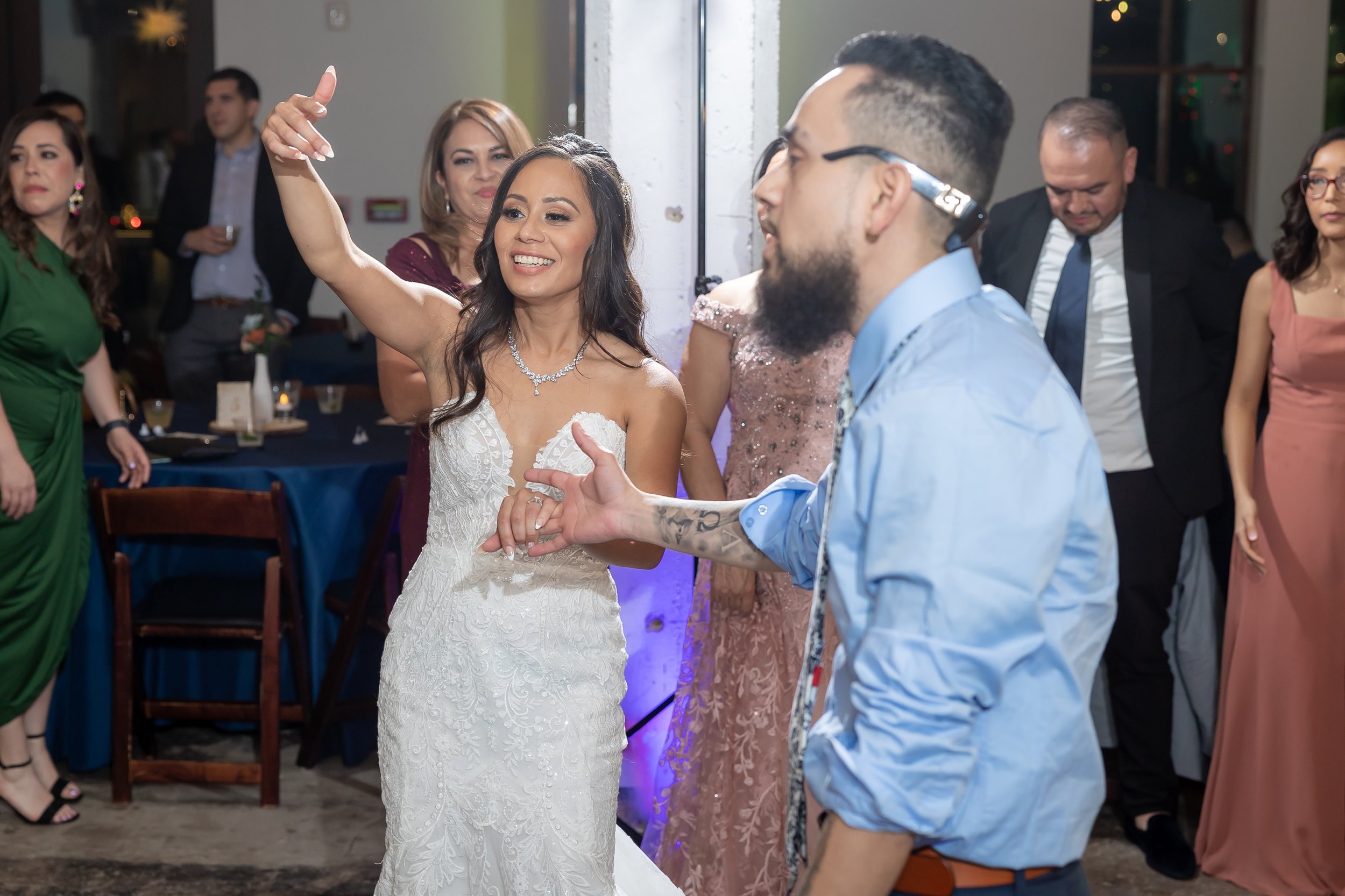 StevenPediniPhotography-Wedding-Photographer-Houston-Texas-TX-SunsetCoffeeBuilding-M&E-04222023-188.jpg