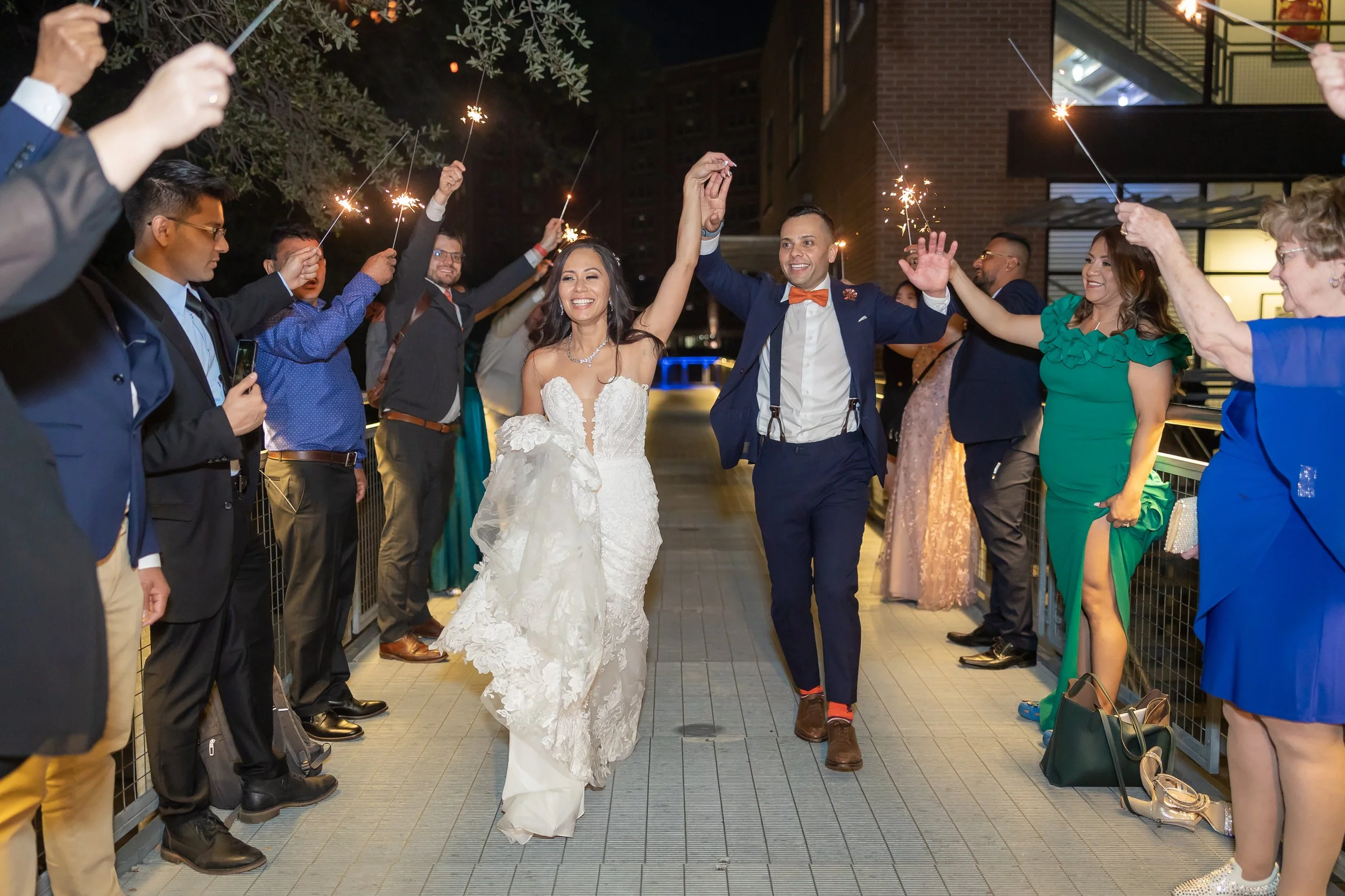 StevenPediniPhotography-Wedding-Photographer-Houston-Texas-TX-SunsetCoffeeBuilding-M&E-04222023-195.jpg