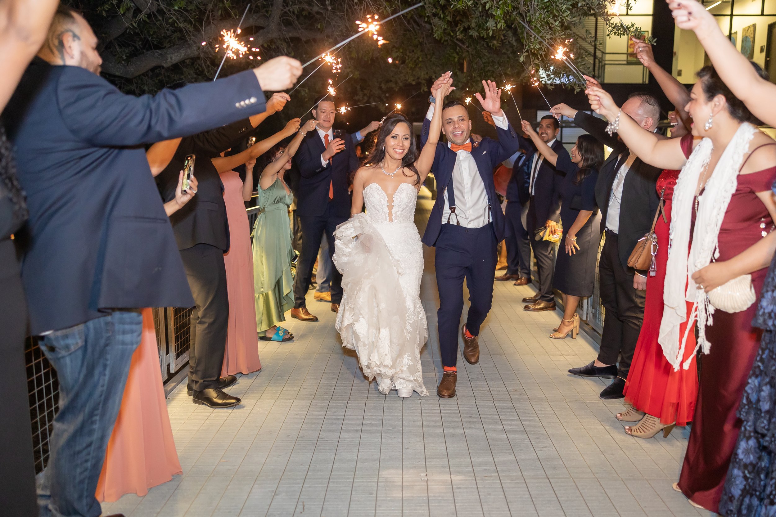 StevenPediniPhotography-Wedding-Photographer-Houston-Texas-TX-SunsetCoffeeBuilding-M&E-04222023-196.jpg