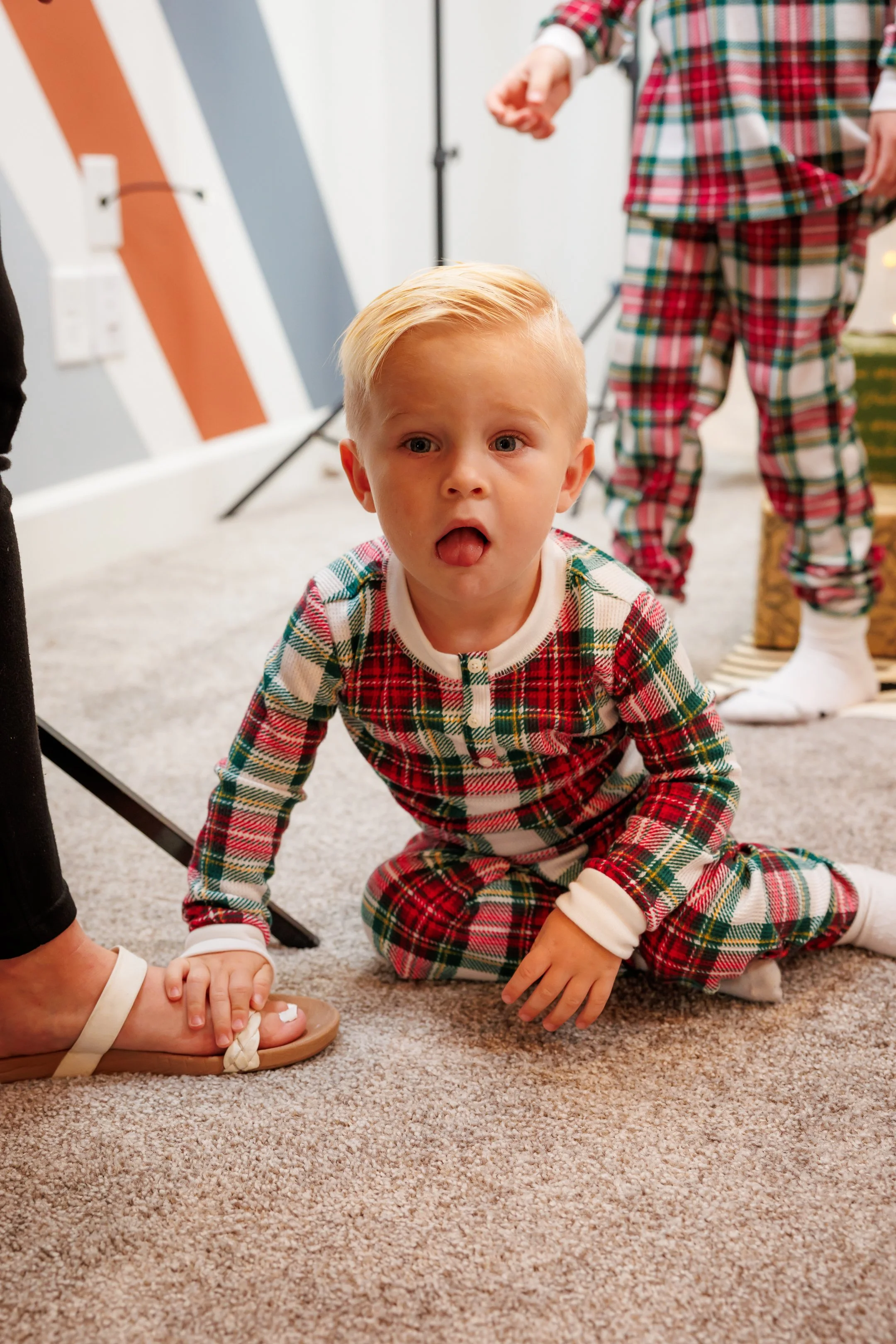SPP-L-W-David Weekley Homes - Pho-ho-ho-tos with Santa-24.jpg