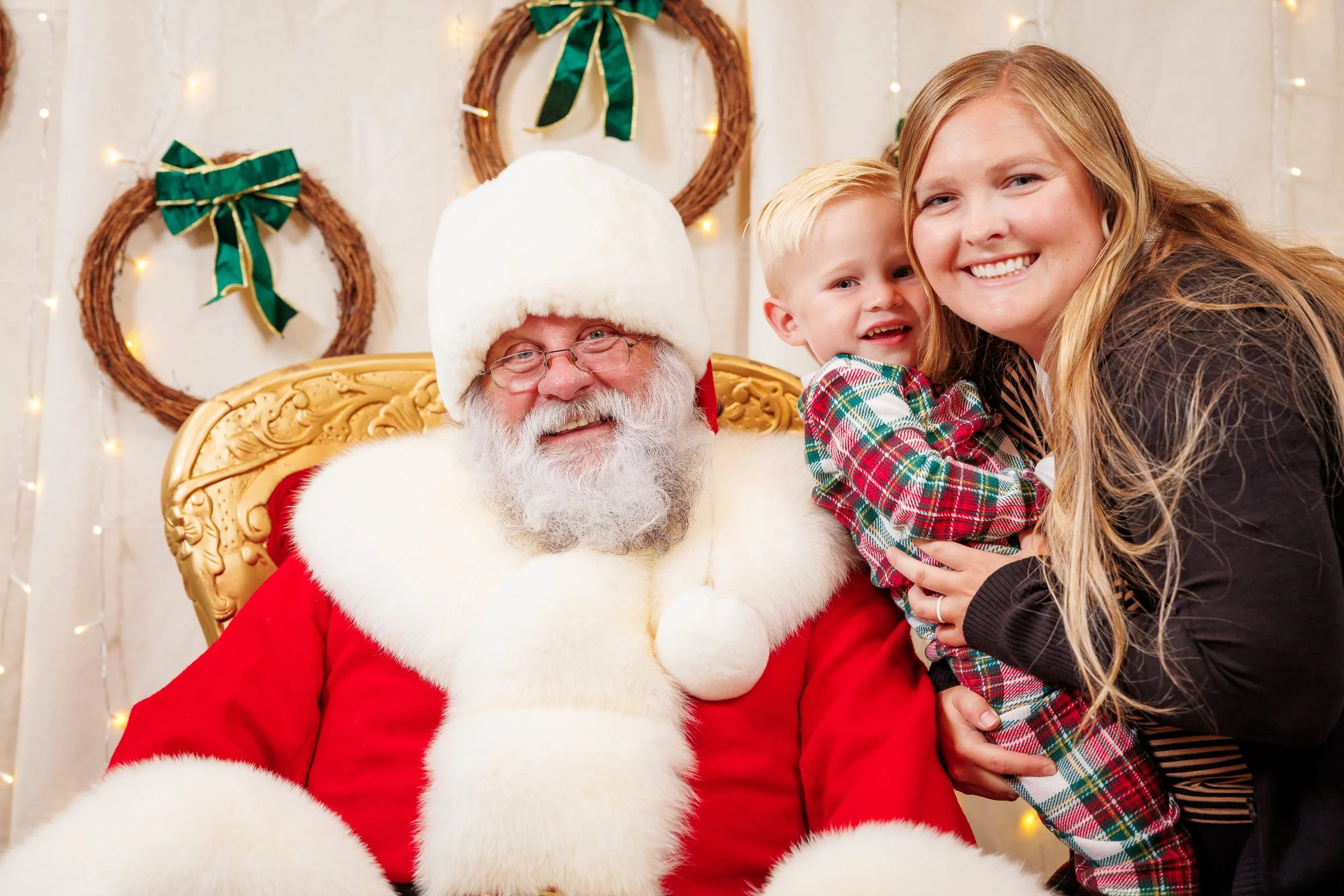 SPP-L-W-David Weekley Homes - Pho-ho-ho-tos with Santa-30.jpg