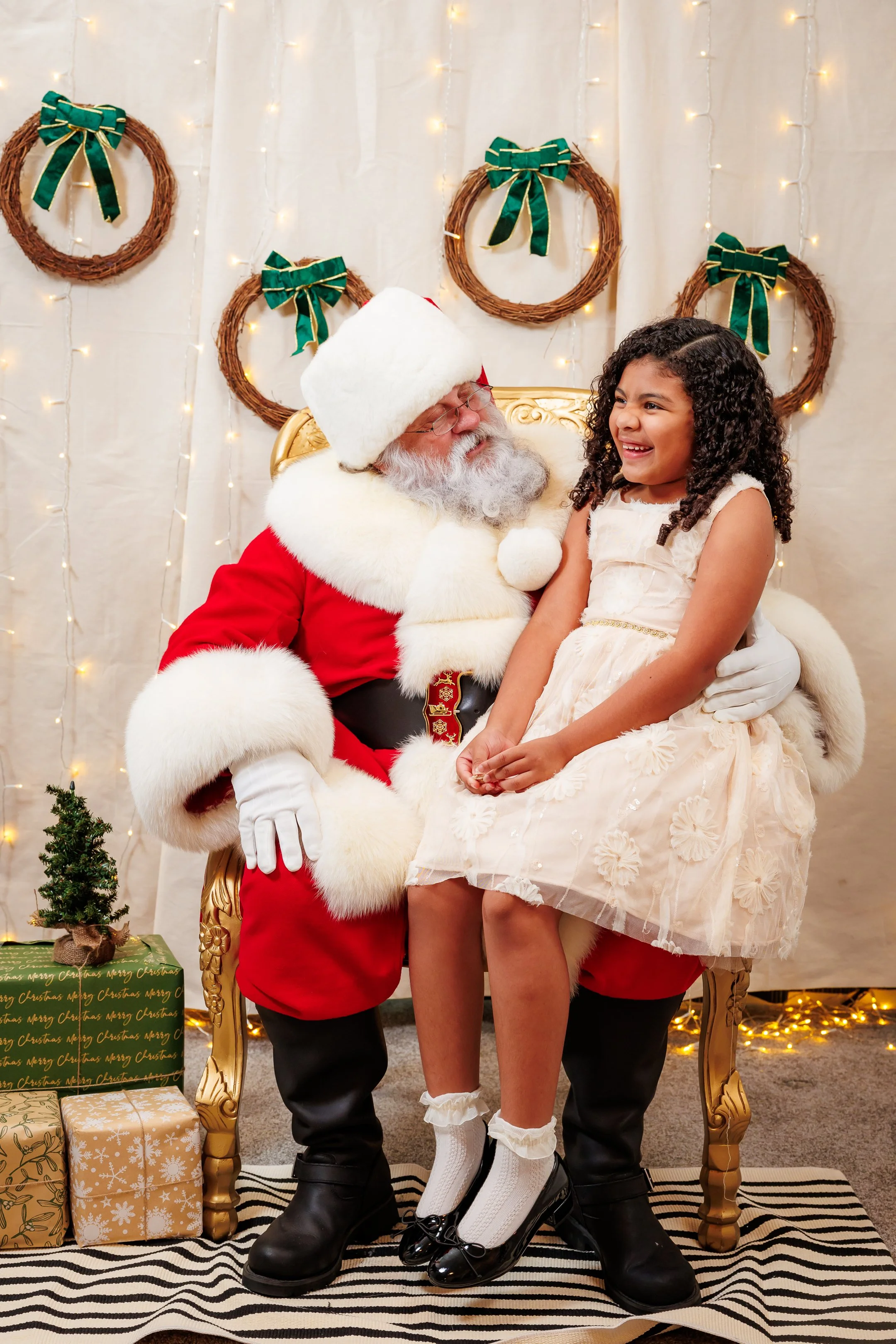 SPP-L-W-David Weekley Homes - Pho-ho-ho-tos with Santa-101.jpg