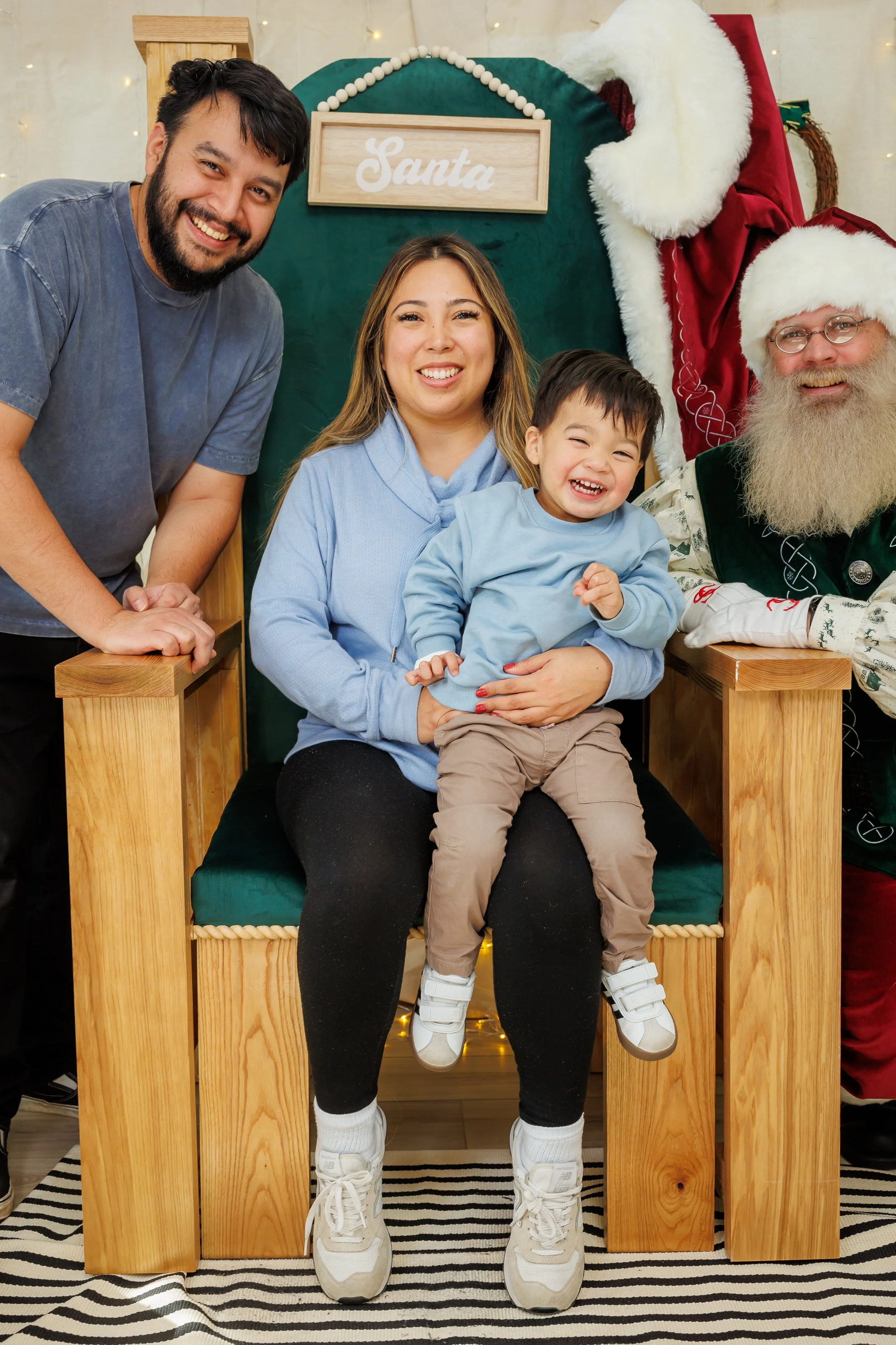 SPP-L-W-David Weekley Homes-Photos with Santa at Sienna 35-40.jpg