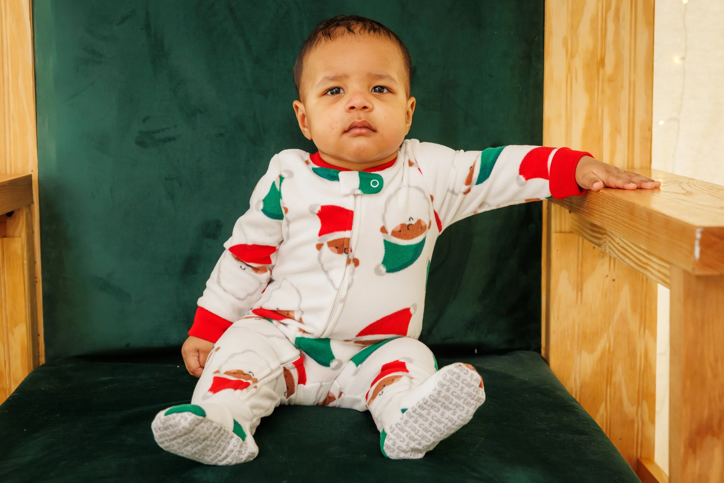 SPP-L-W-David Weekley Homes-Photos with Santa at Sienna 35-98.jpg