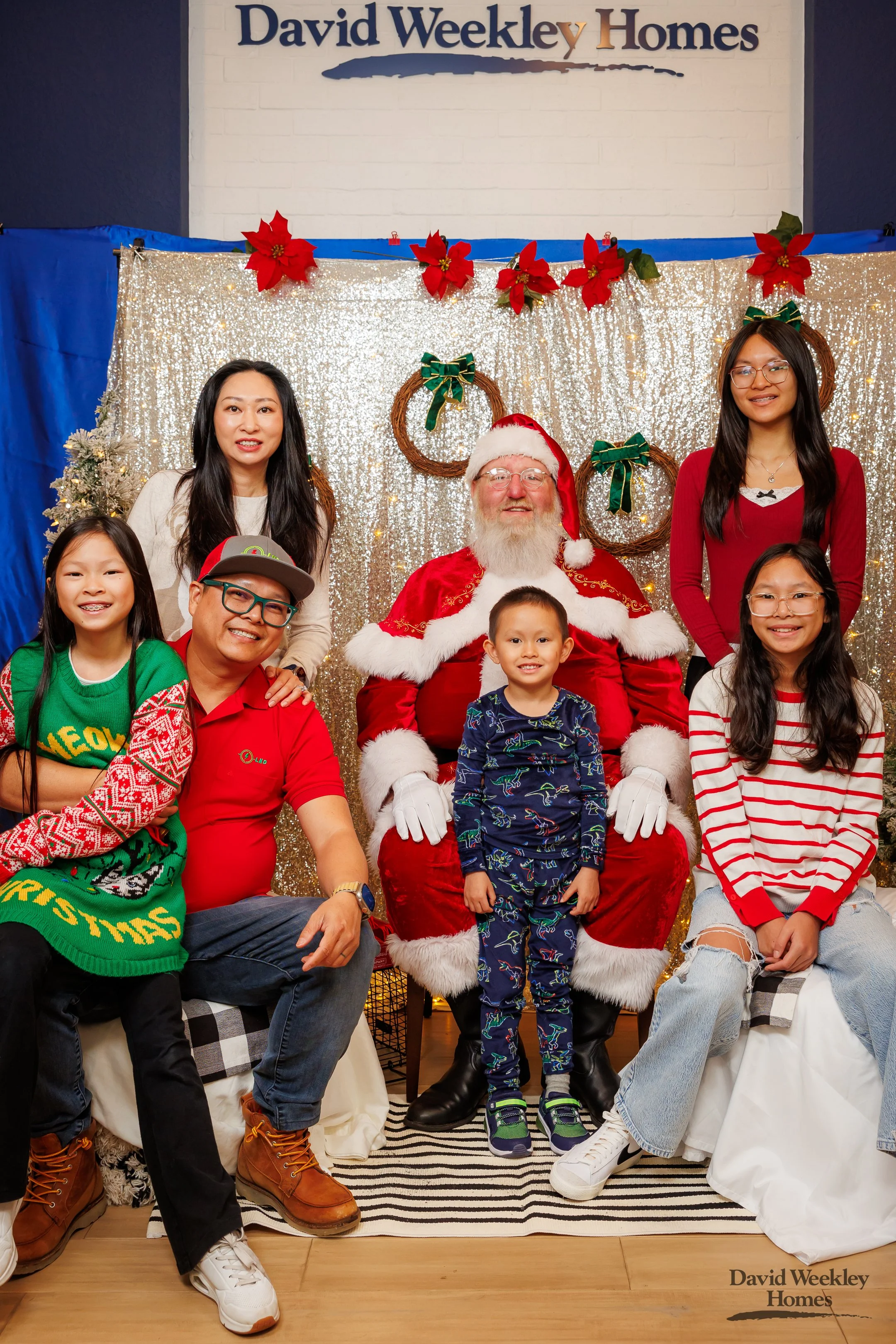 SPP-L-W-12.08.2024-David Weekley Homes Photos With Santa Sienna 65-7.jpg